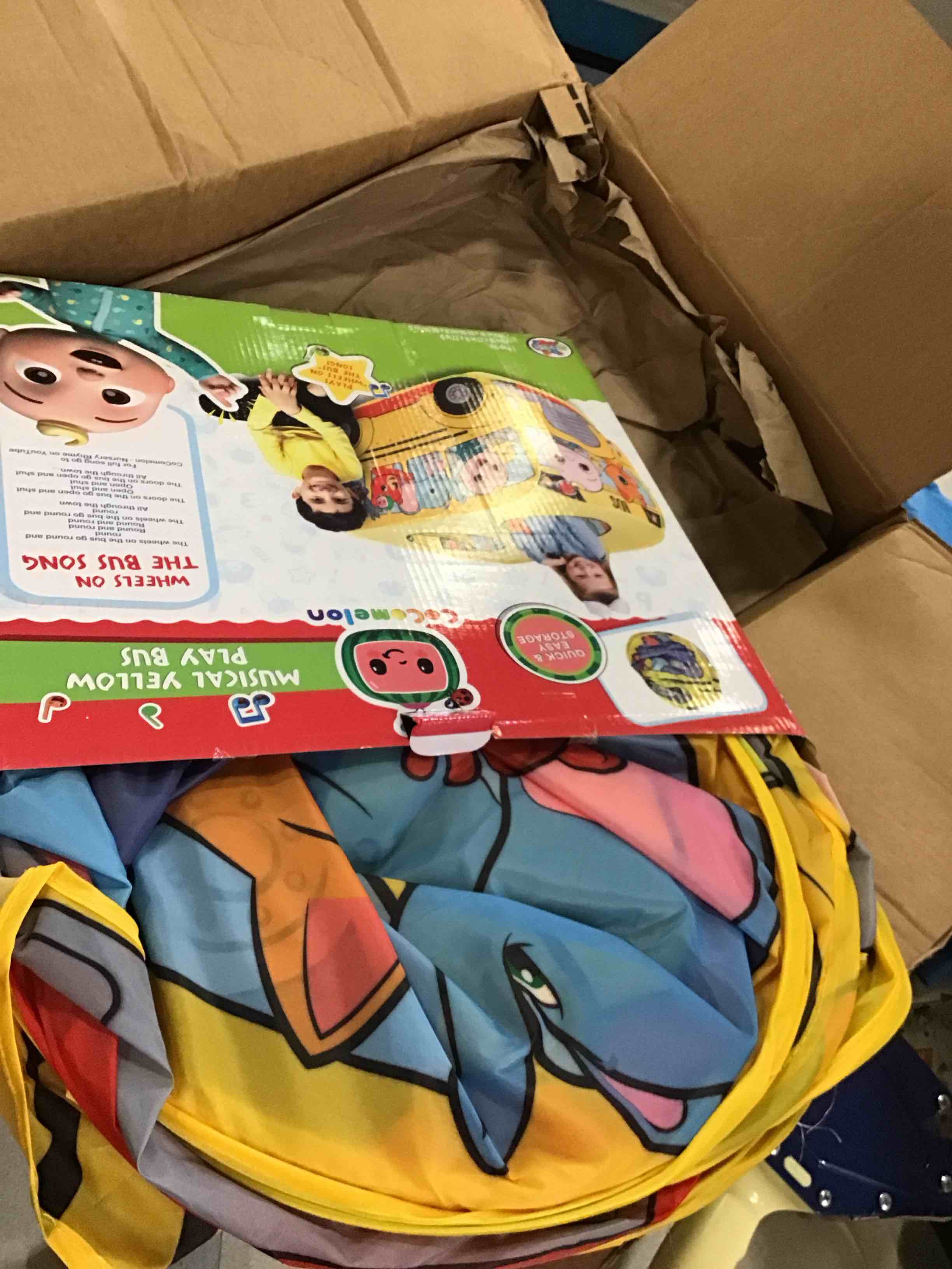 https://s3.amazonaws.com/lotting-images-prod/bidfta/GRN5922580_1710946856121.jpeg