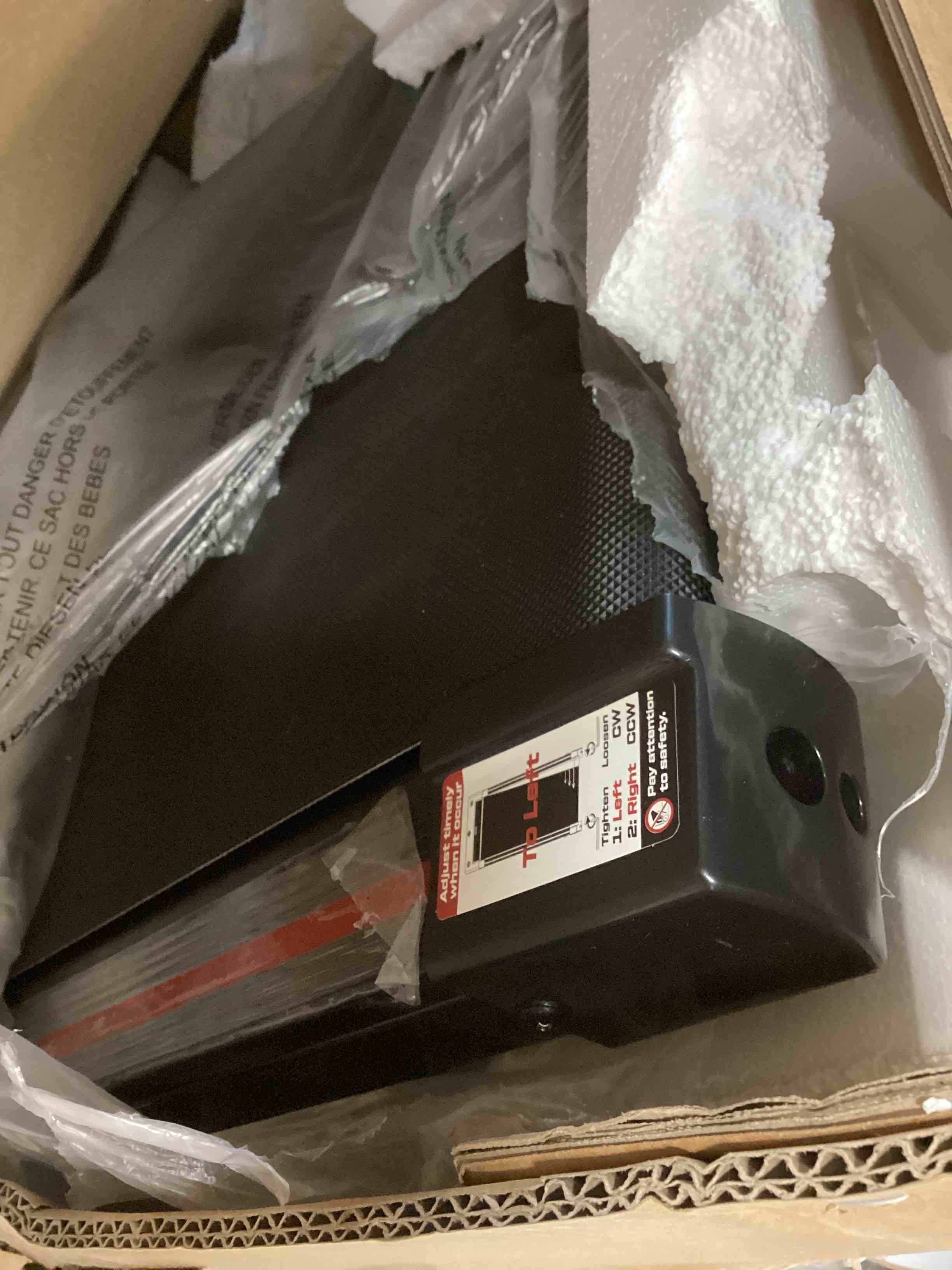 https://s3.amazonaws.com/lotting-images-prod/bidfta/GRN5924190_1709751713648.jpeg