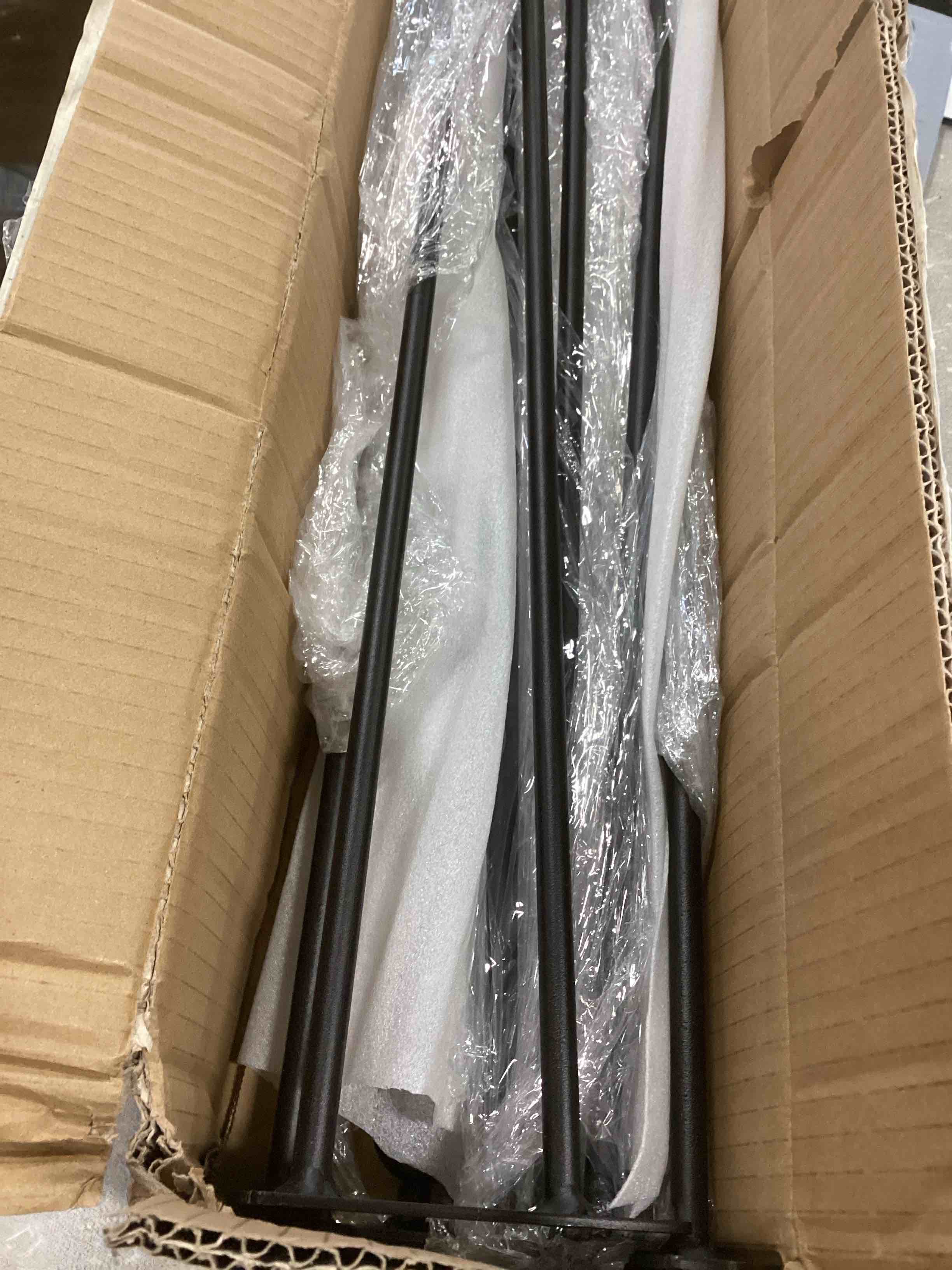 https://s3.amazonaws.com/lotting-images-prod/bidfta/GRN5925196_1710337539925.jpeg