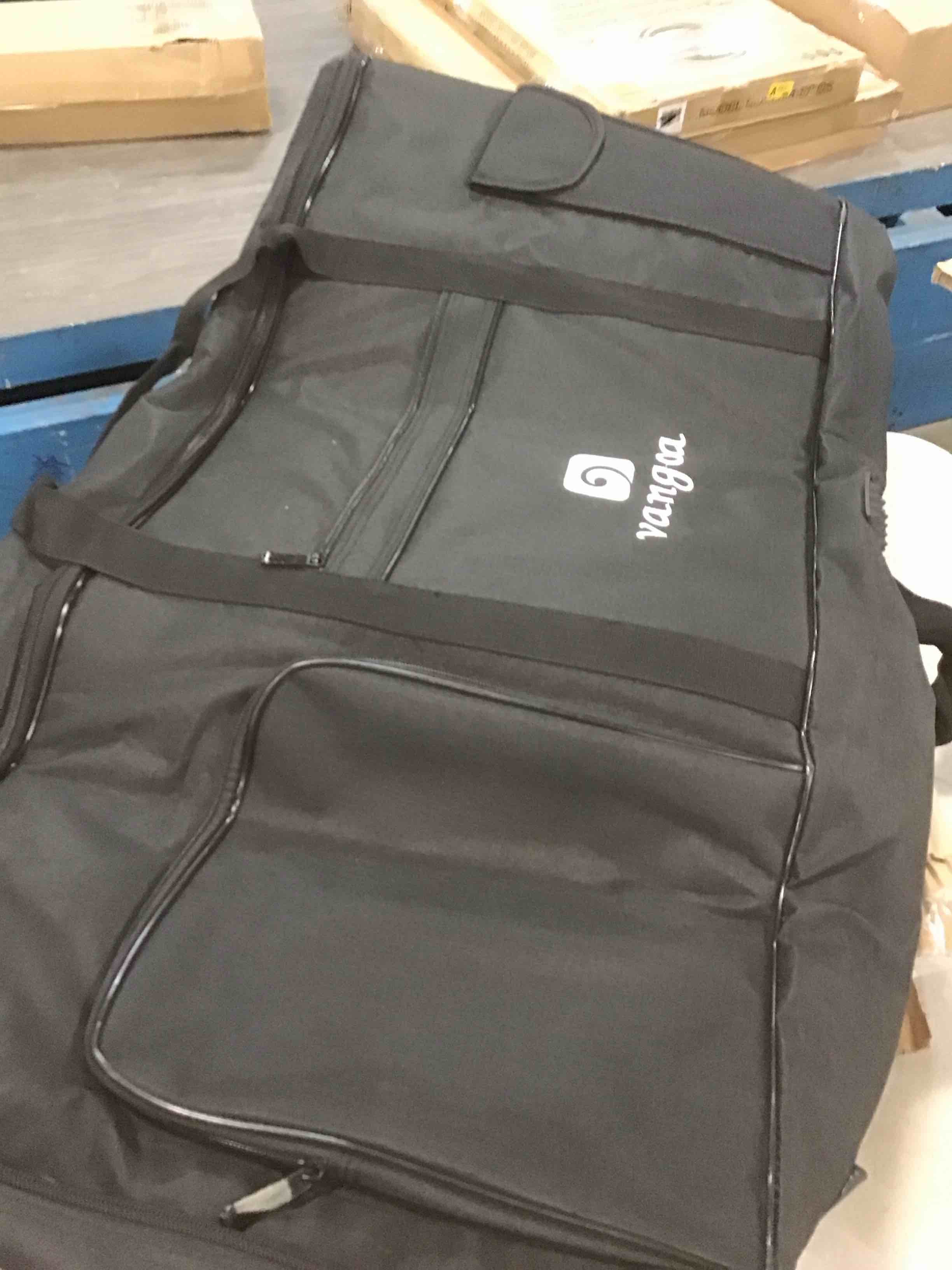 https://s3.amazonaws.com/lotting-images-prod/bidfta/GRN5926747_1710422921995.jpeg
