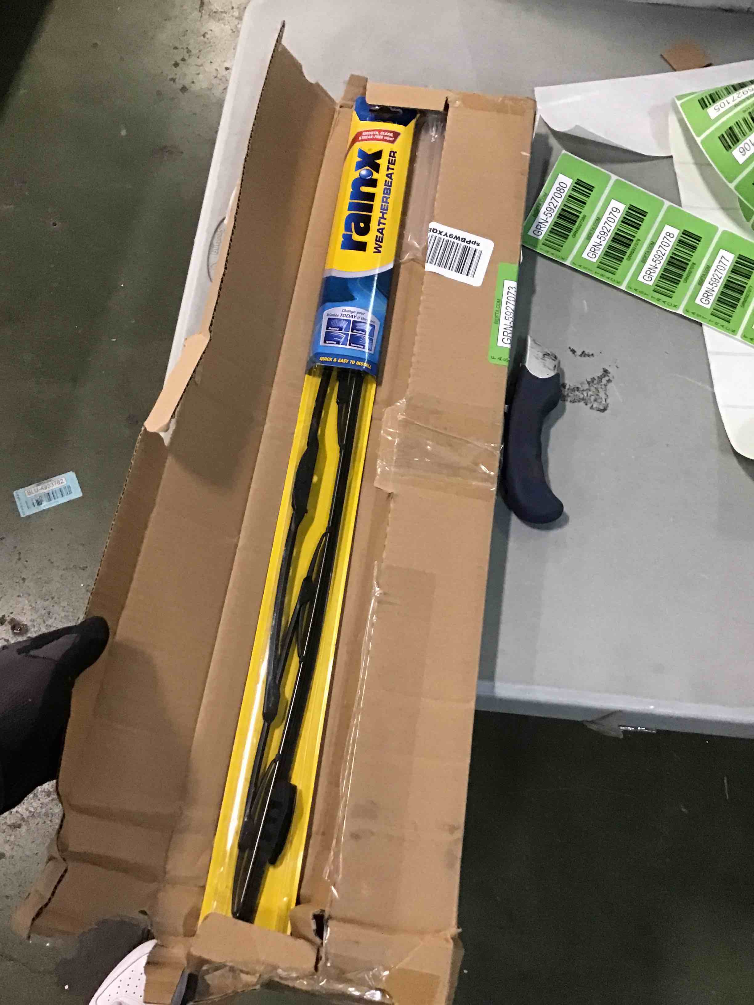 https://s3.amazonaws.com/lotting-images-prod/bidfta/GRN5927073_1710164045422.jpeg