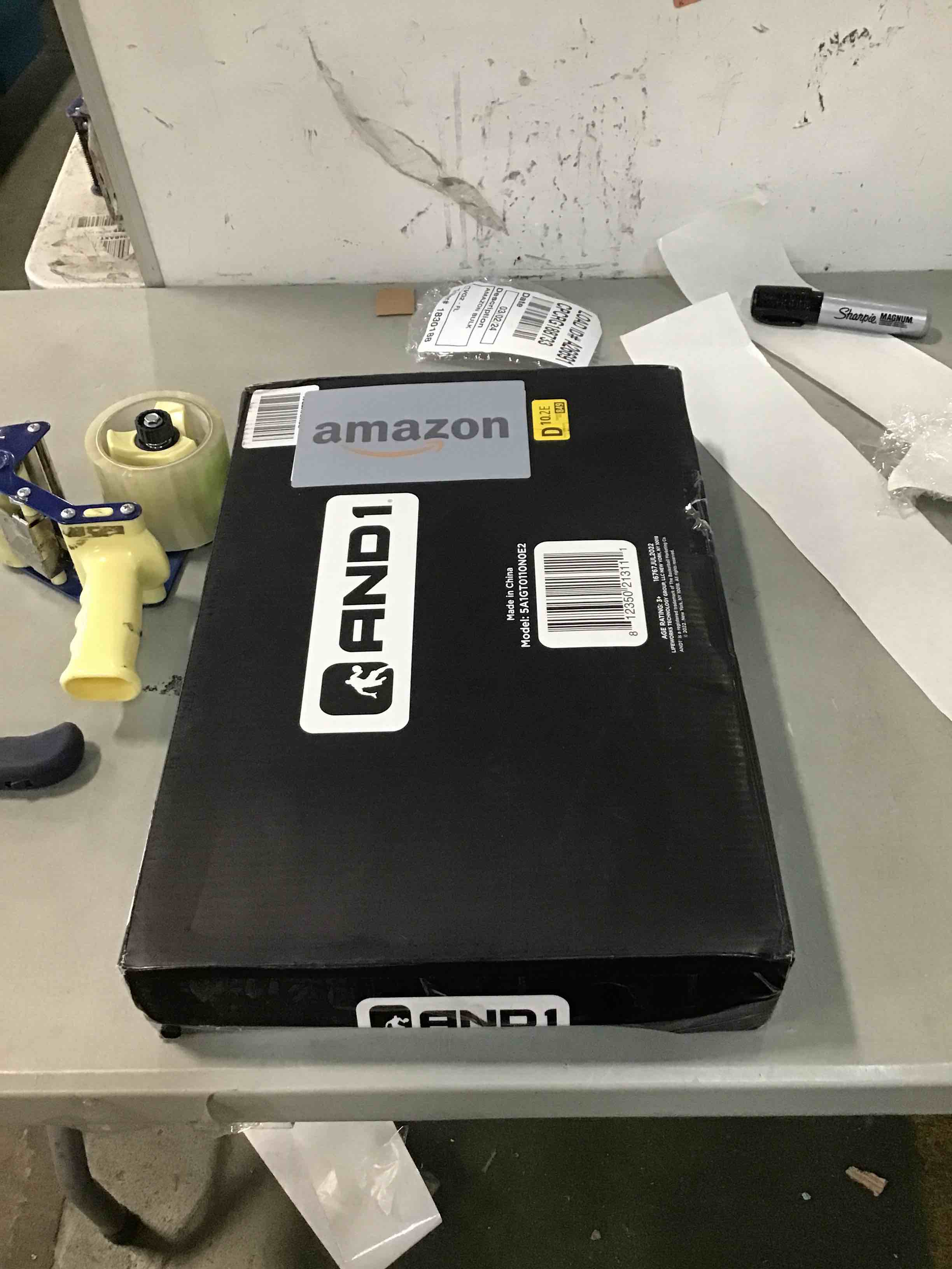 https://s3.amazonaws.com/lotting-images-prod/bidfta/GRN5927110_1710171948266.jpeg