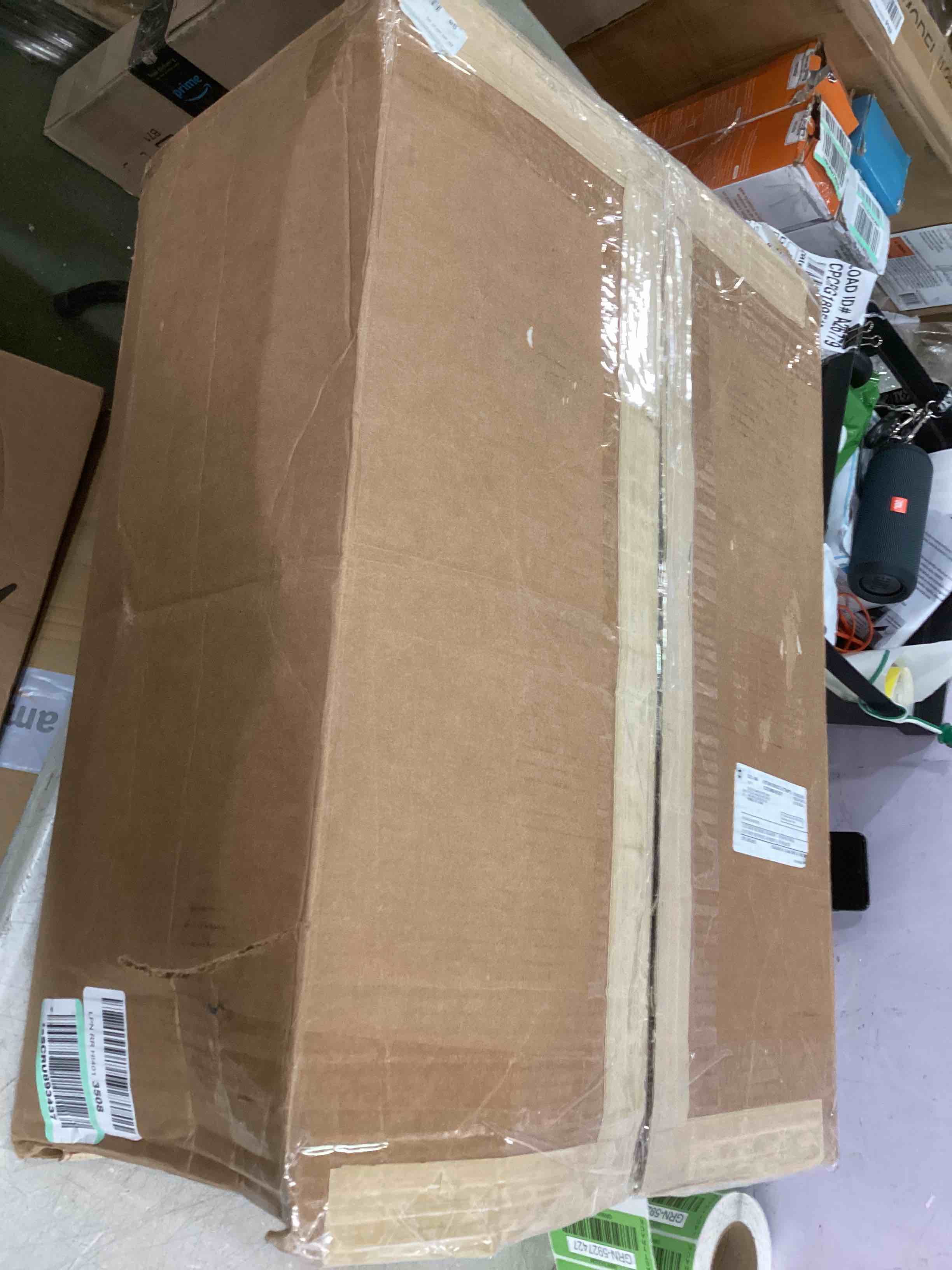 https://s3.amazonaws.com/lotting-images-prod/bidfta/GRN5927427_1710776360112.jpeg