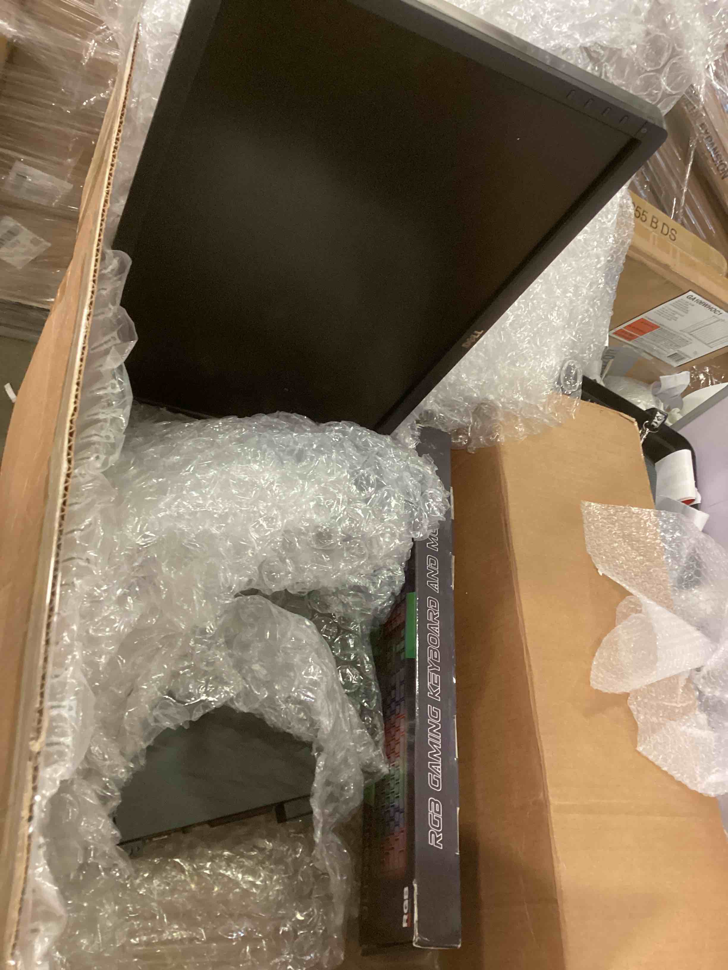 https://s3.amazonaws.com/lotting-images-prod/bidfta/GRN5927427_1710776477350.jpeg