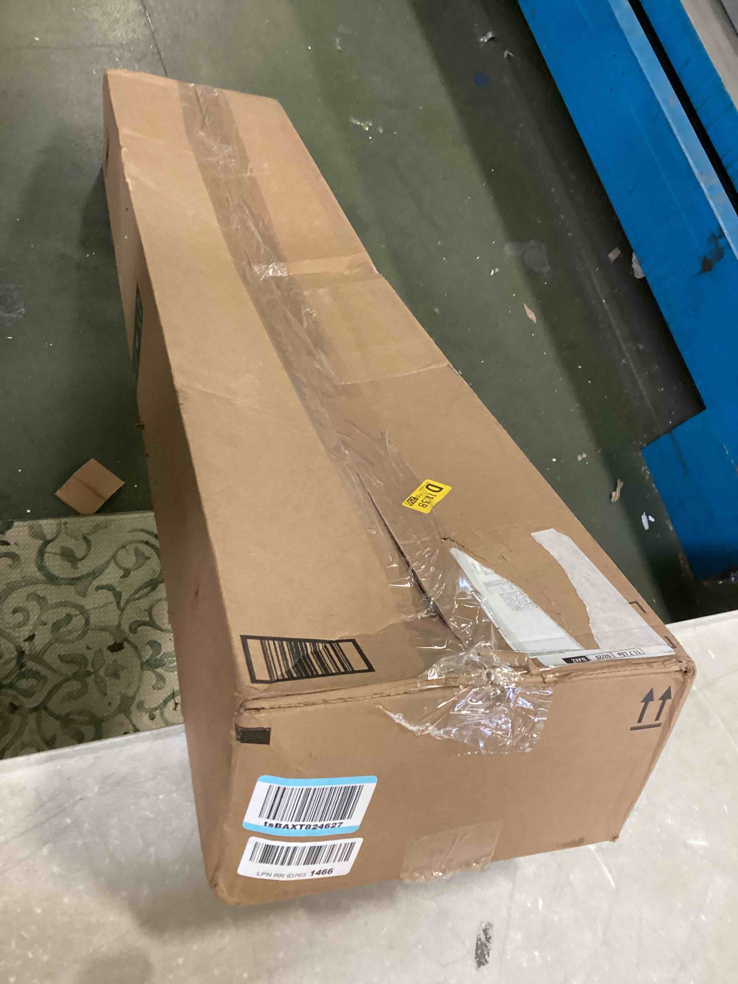 https://s3.amazonaws.com/lotting-images-prod/bidfta/GRN5927721_1710864251903.jpeg