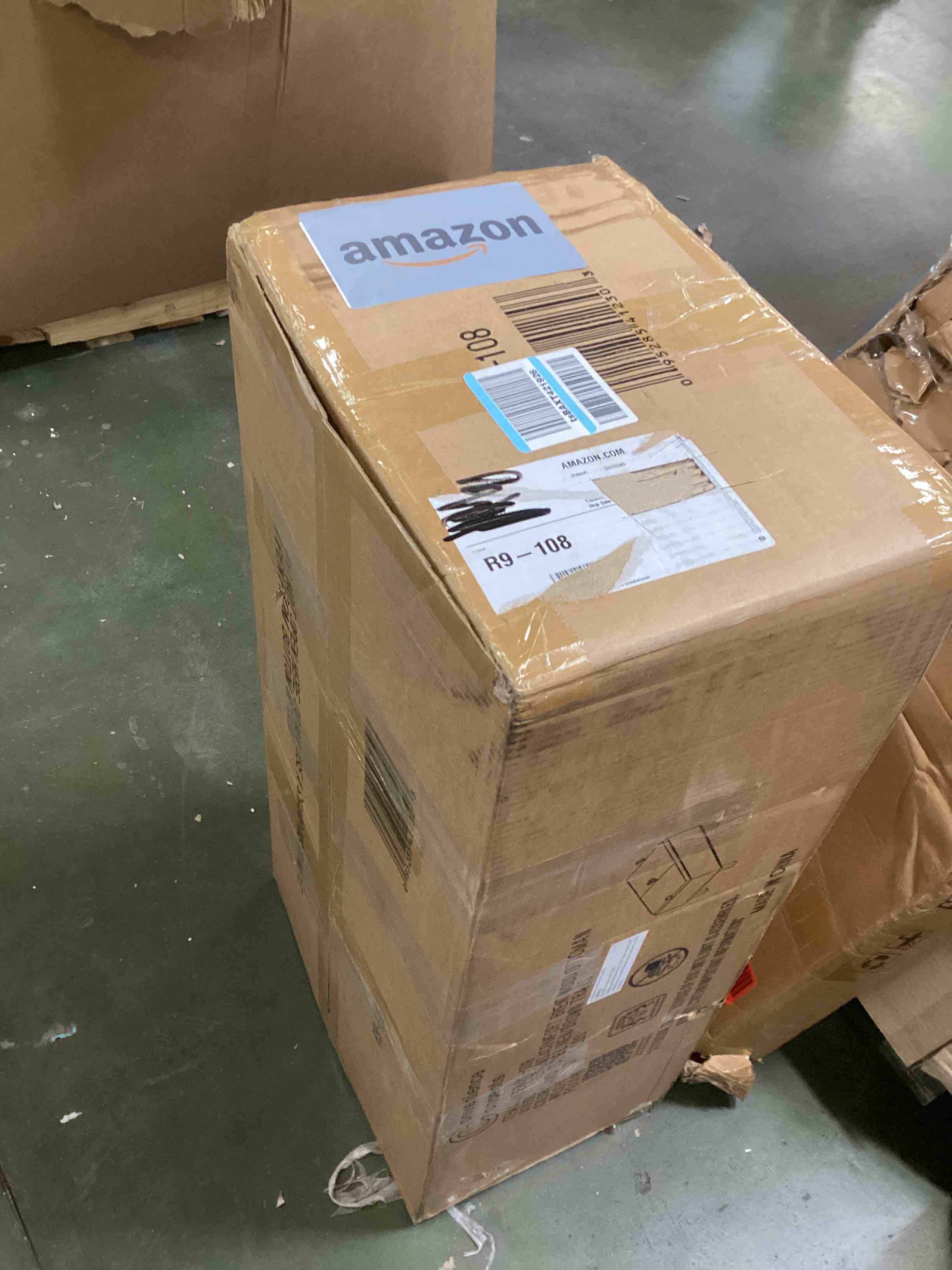 https://s3.amazonaws.com/lotting-images-prod/bidfta/GRN5928293_1711035798726.jpeg