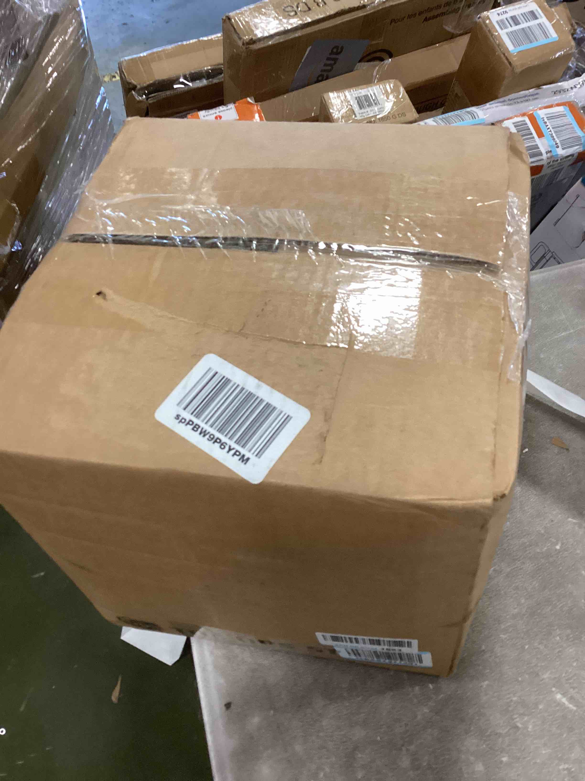 https://s3.amazonaws.com/lotting-images-prod/bidfta/GRN5929663_1710600875536.jpeg