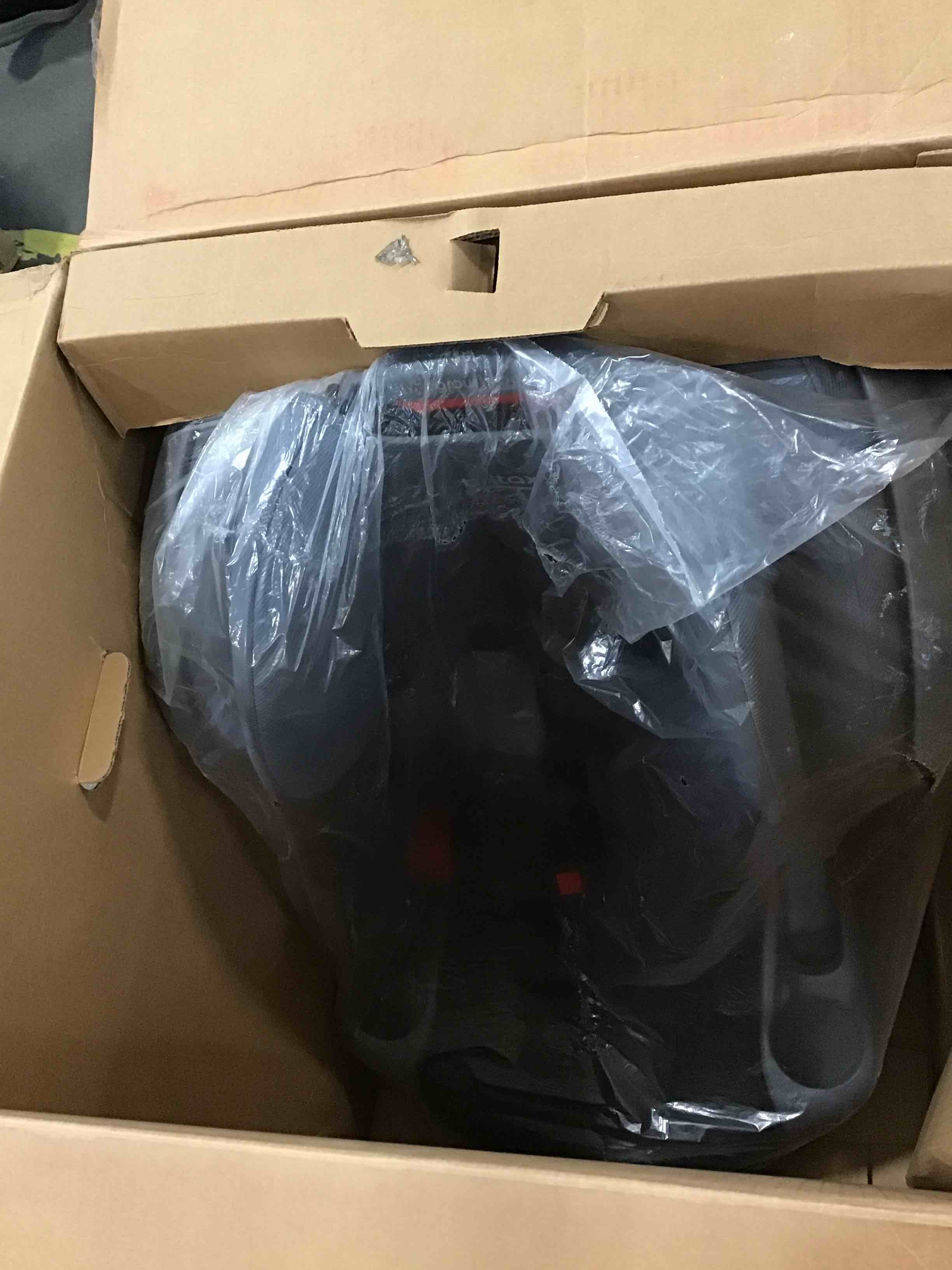 https://s3.amazonaws.com/lotting-images-prod/bidfta/GRN5932368_1710596908750.jpeg