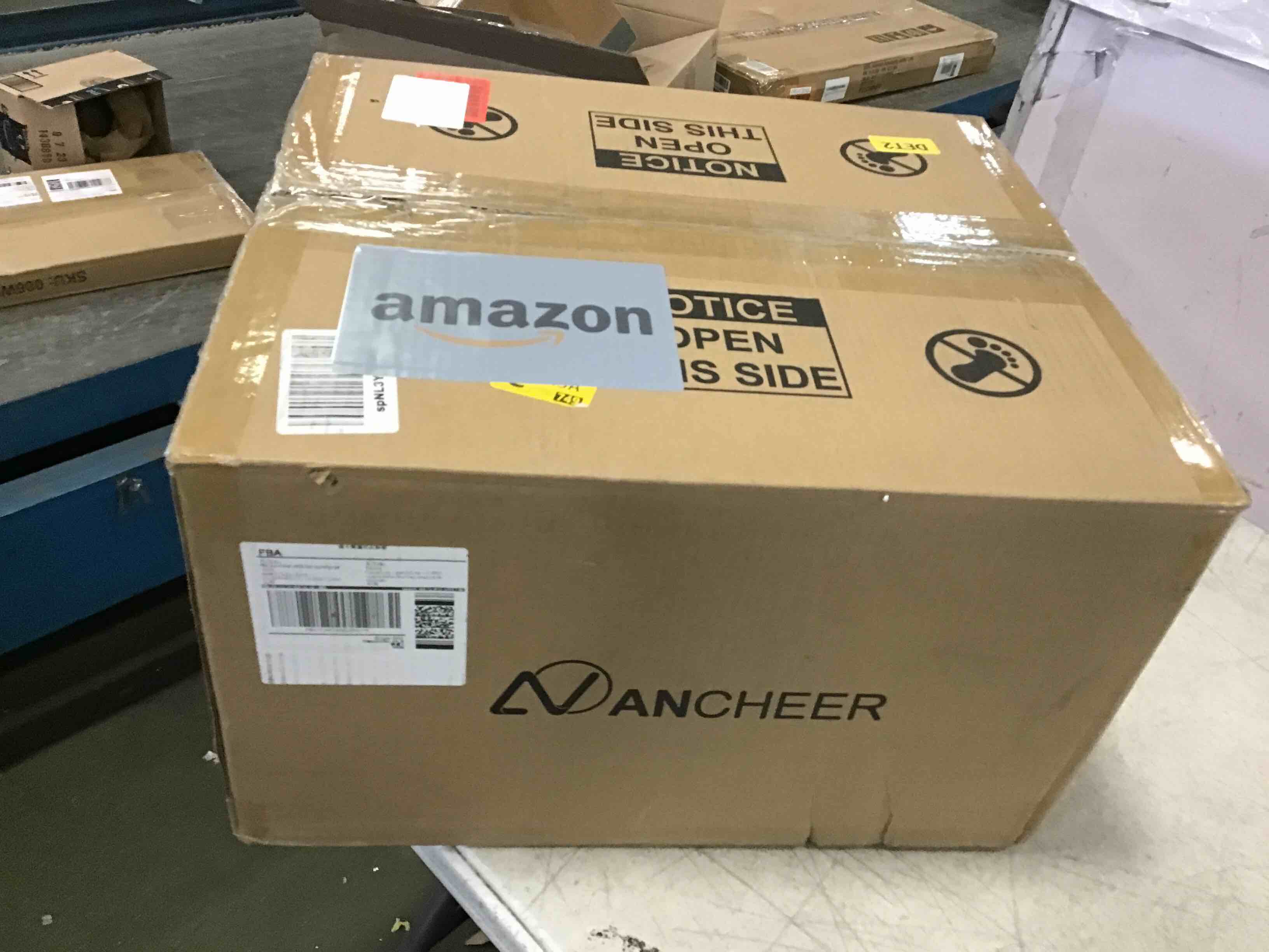 https://s3.amazonaws.com/lotting-images-prod/bidfta/GRN5933303_1710600438167.jpeg