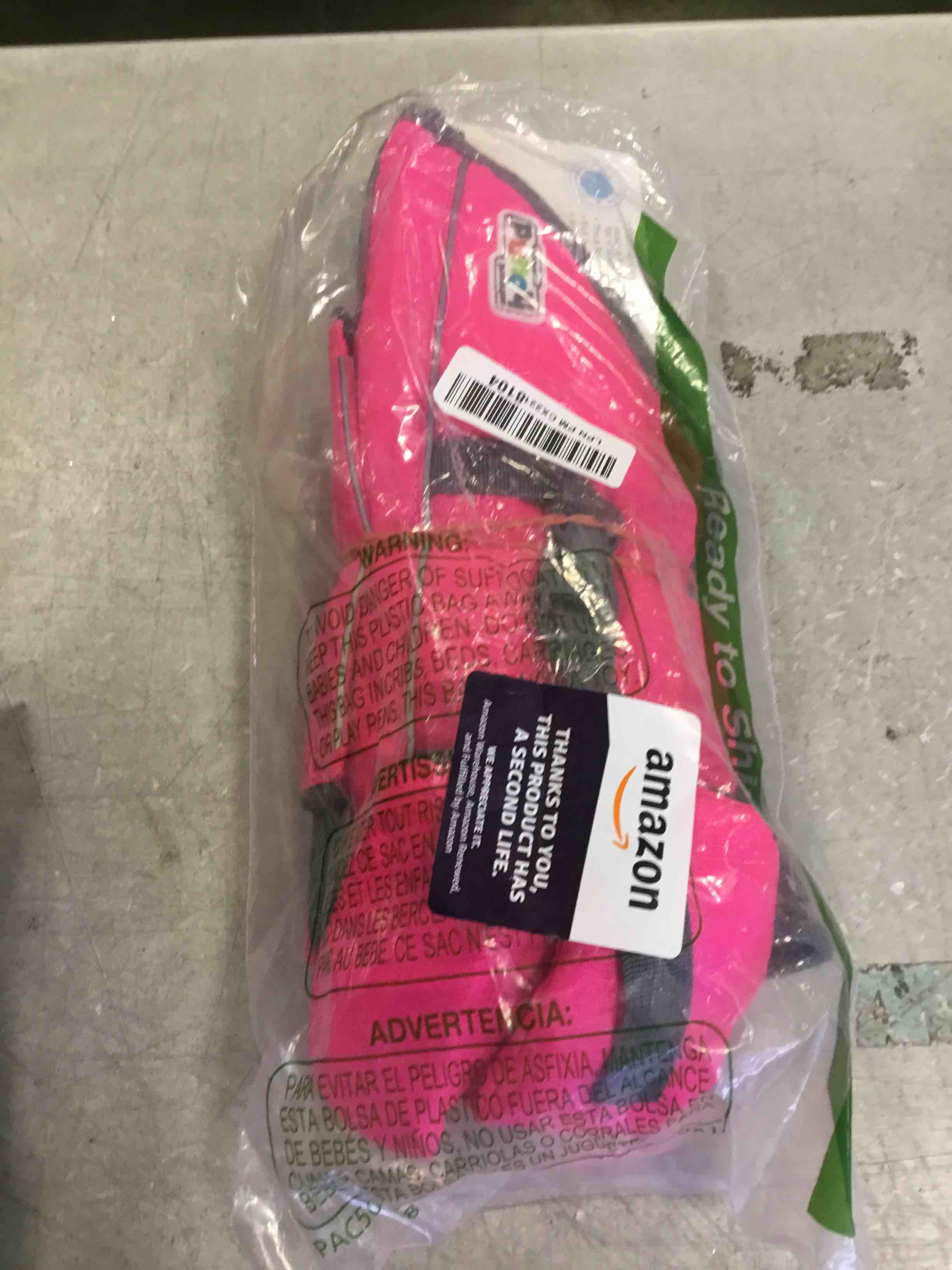 https://s3.amazonaws.com/lotting-images-prod/bidfta/GRN5934146_1710962025575.jpeg
