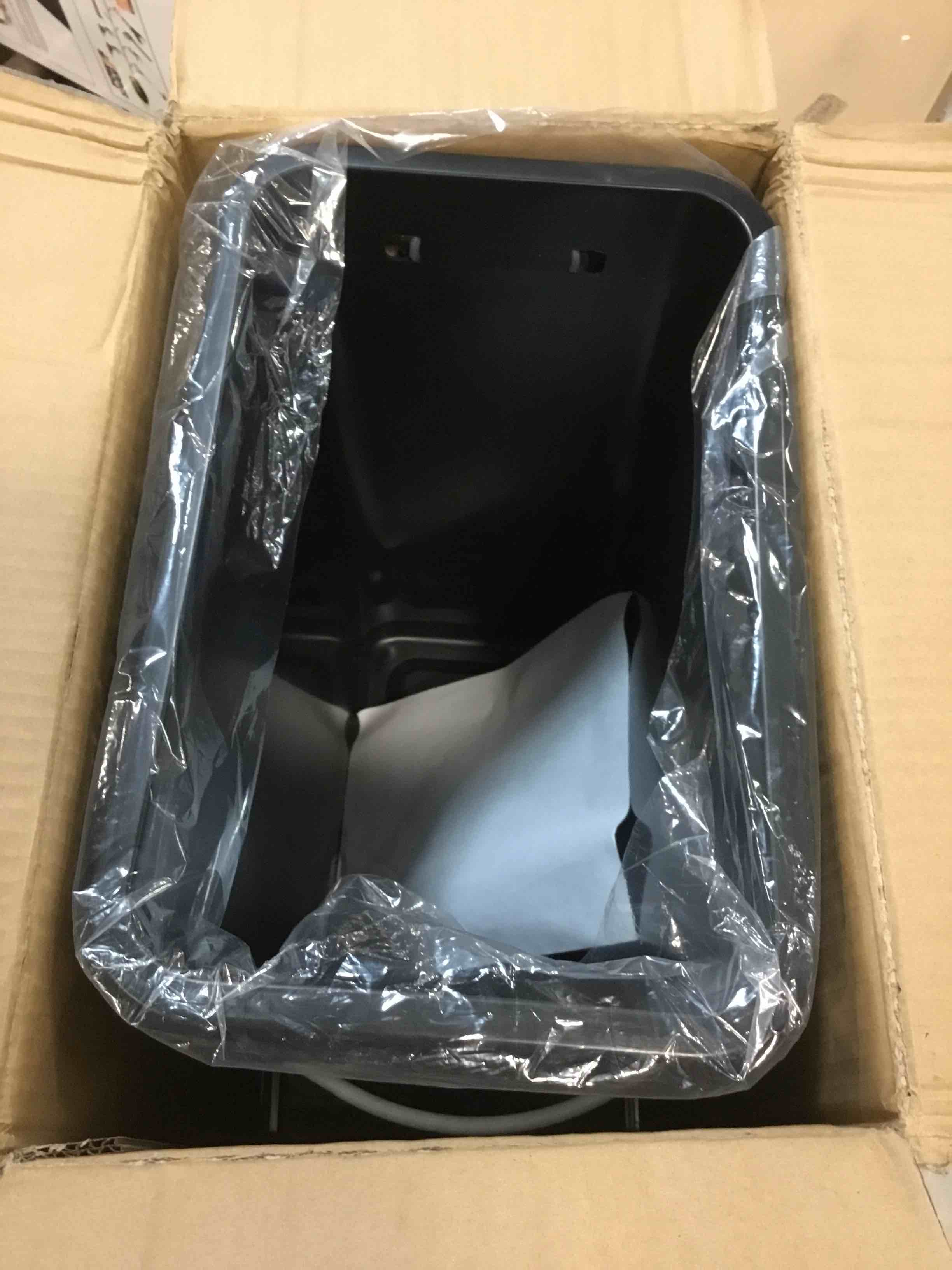https://s3.amazonaws.com/lotting-images-prod/bidfta/GRN5934616_1710260610940.jpeg