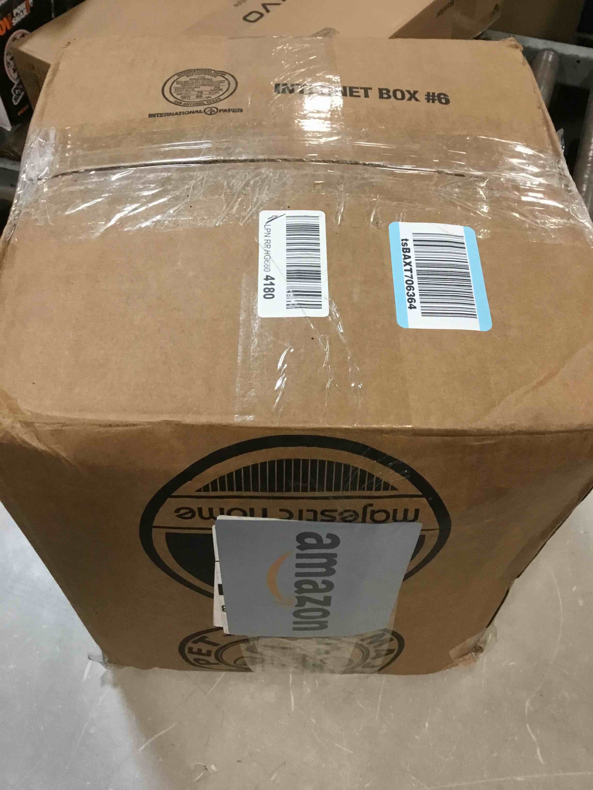 https://s3.amazonaws.com/lotting-images-prod/bidfta/GRN5934702_1710274437893.jpeg