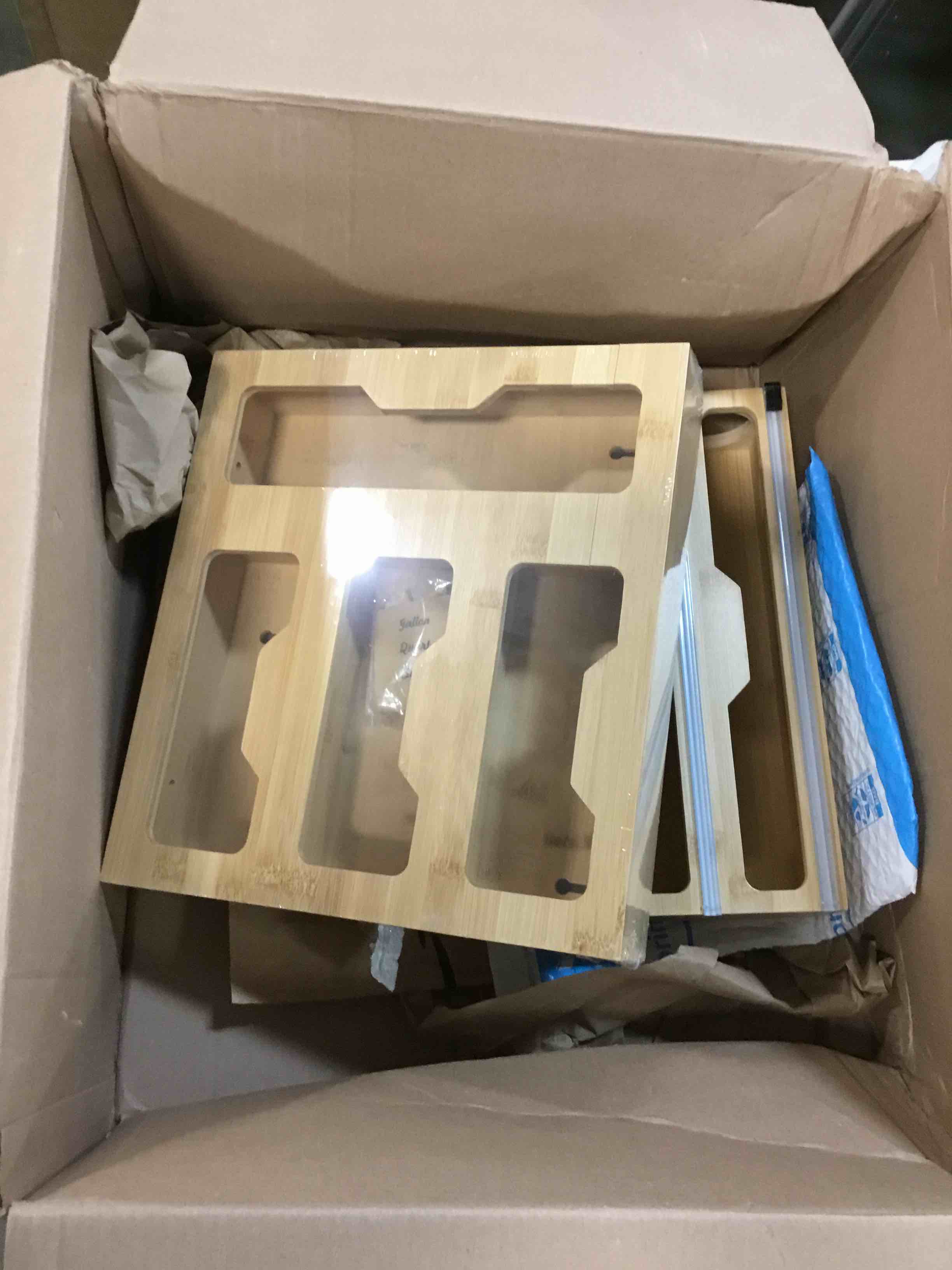 https://s3.amazonaws.com/lotting-images-prod/bidfta/GRN5934782_1710342500300.jpeg