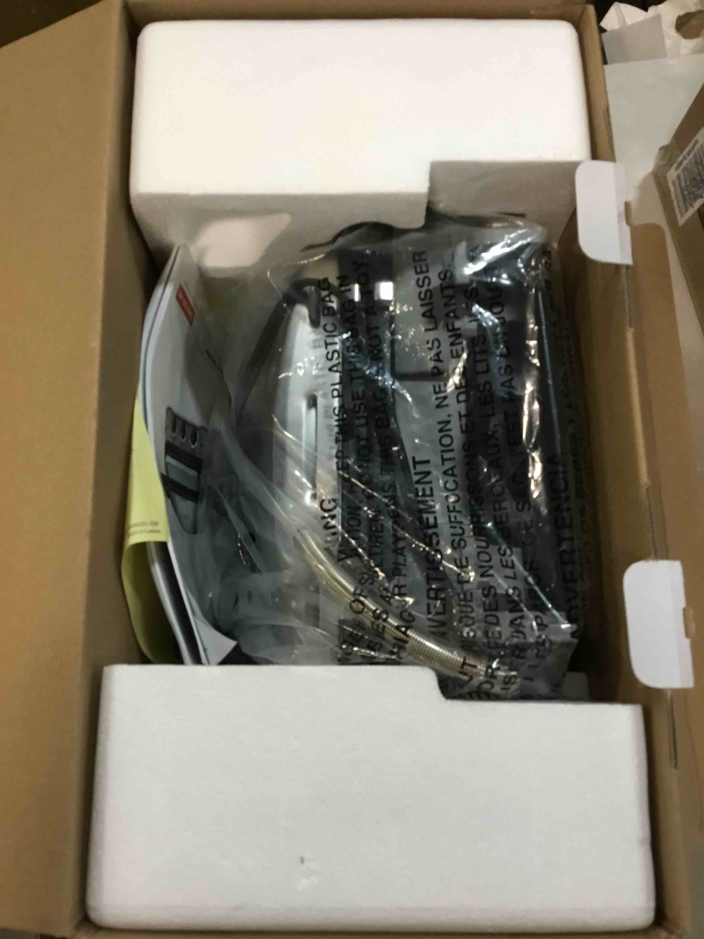 https://s3.amazonaws.com/lotting-images-prod/bidfta/GRN5934834_1710352220655.jpeg