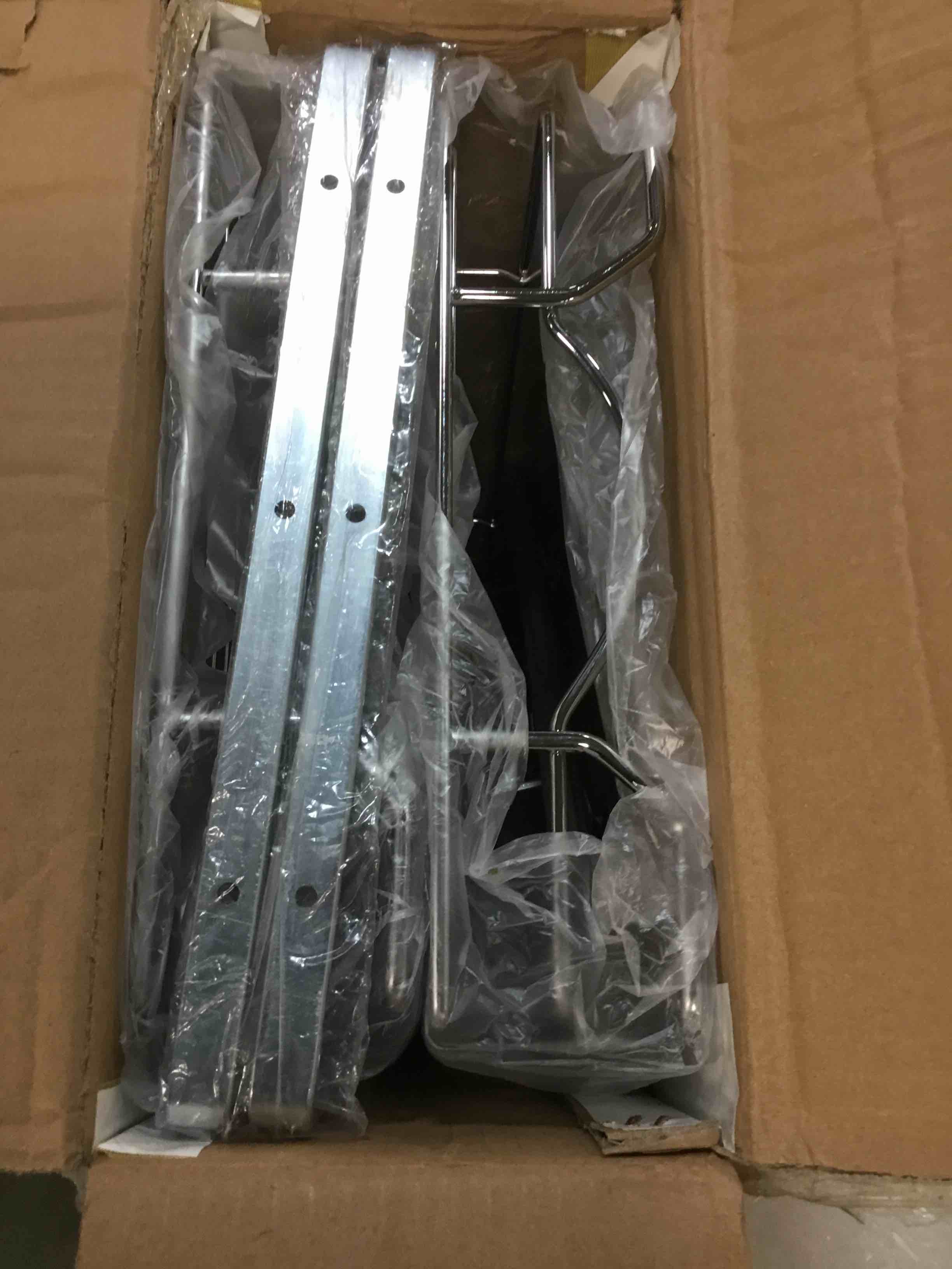 https://s3.amazonaws.com/lotting-images-prod/bidfta/GRN5935151_1710526890762.jpeg