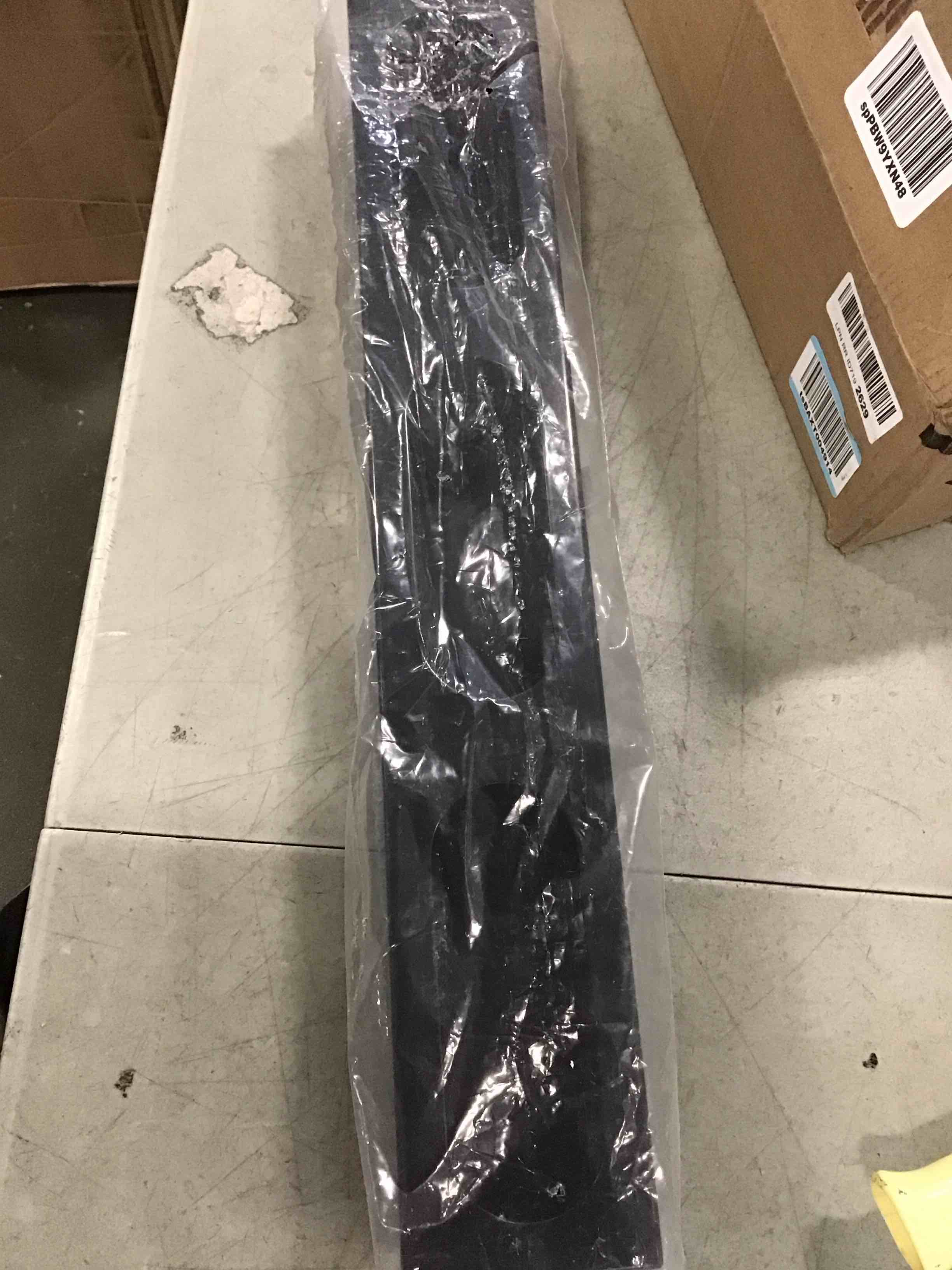https://s3.amazonaws.com/lotting-images-prod/bidfta/GRN5935745_1710944469413.jpeg