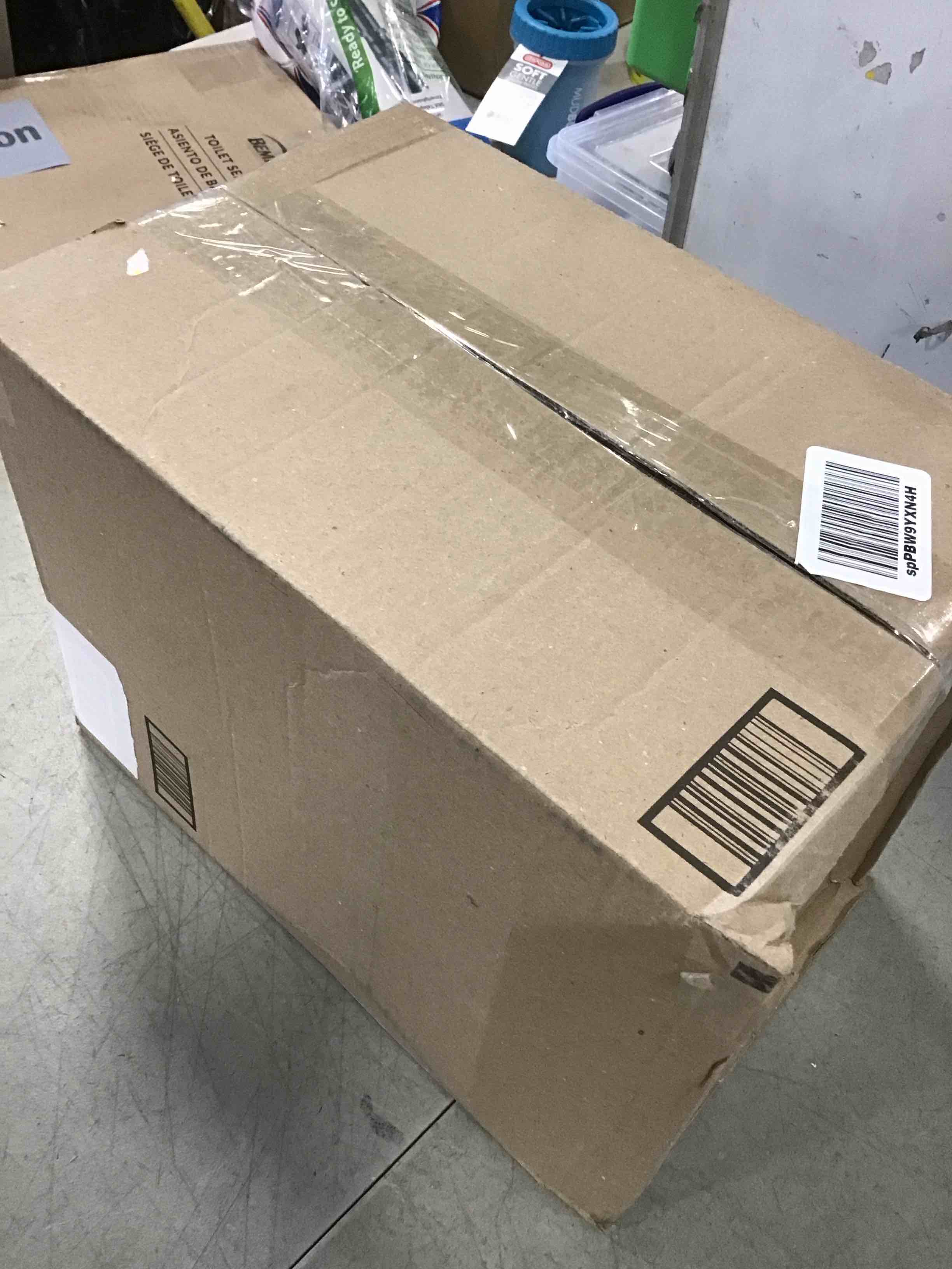https://s3.amazonaws.com/lotting-images-prod/bidfta/GRN5935768_1710947547864.jpeg