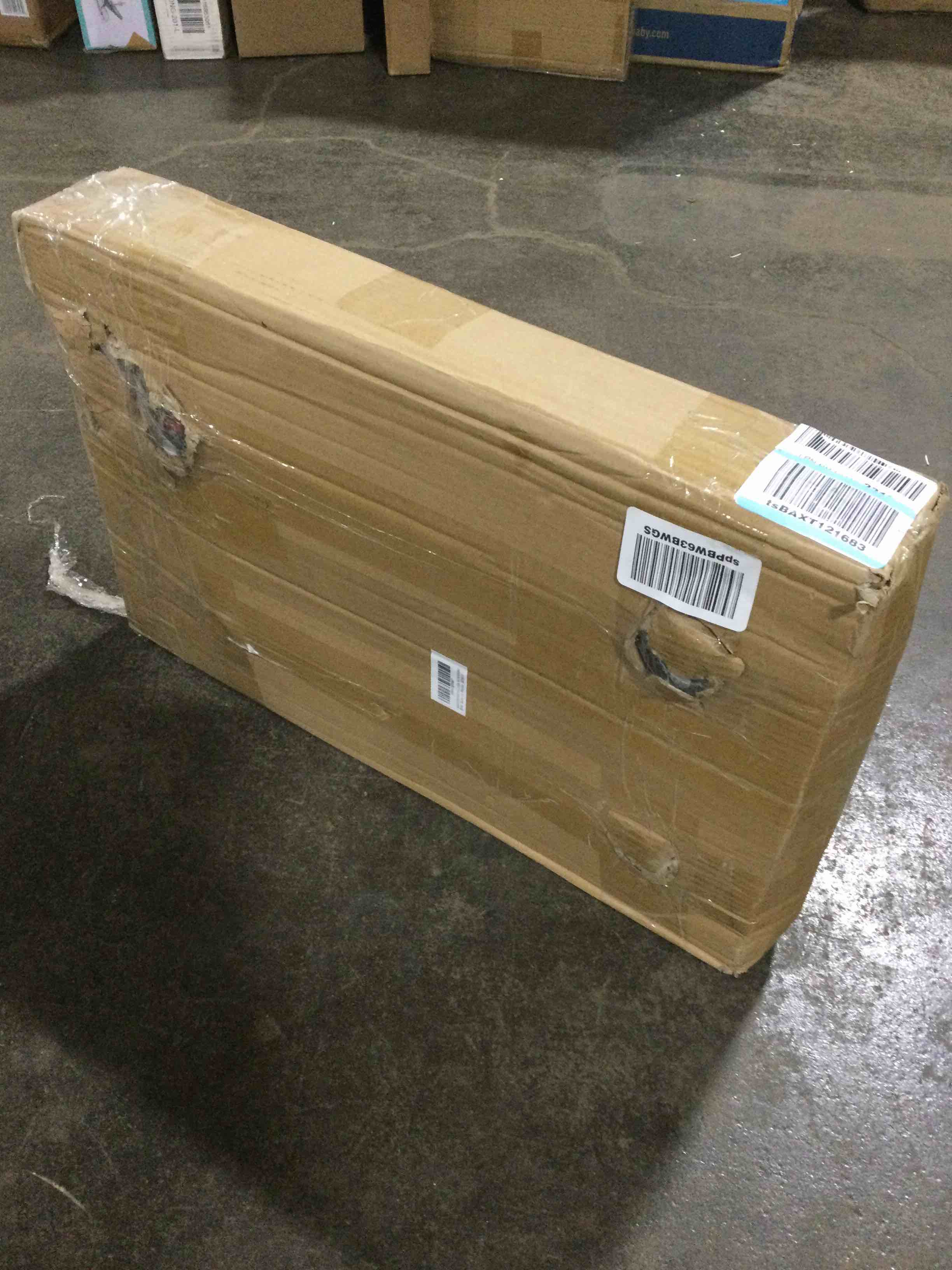 https://s3.amazonaws.com/lotting-images-prod/bidfta/GRN5936723_1707934647105.jpeg