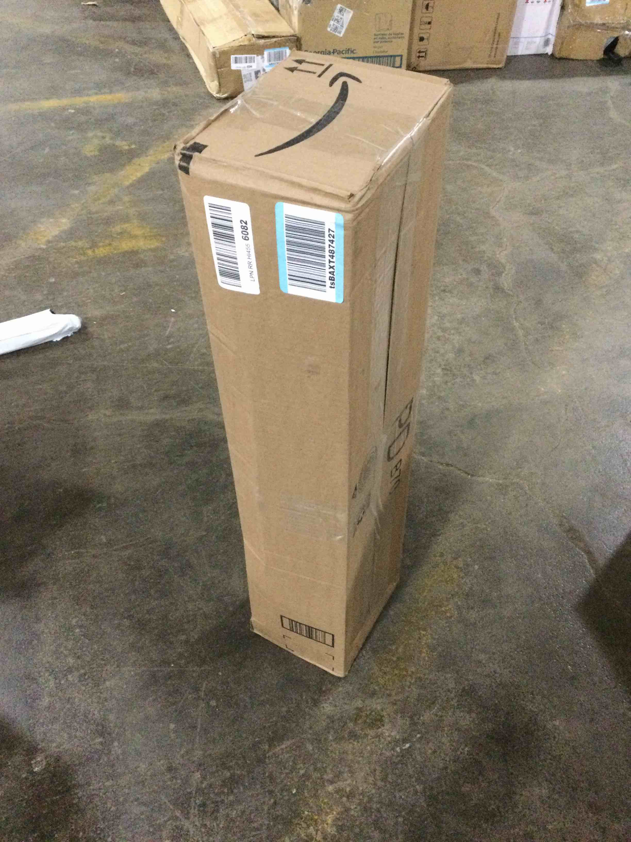 https://s3.amazonaws.com/lotting-images-prod/bidfta/GRN5937251_1707922157522.jpeg