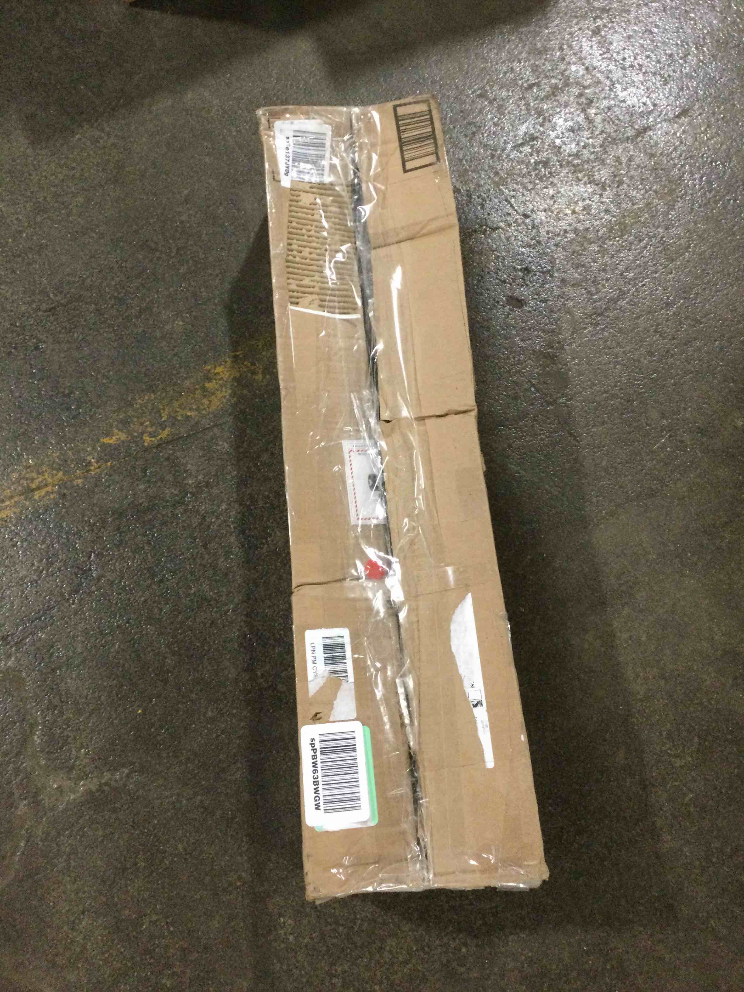 https://s3.amazonaws.com/lotting-images-prod/bidfta/GRN5937283_1707928778600.jpeg