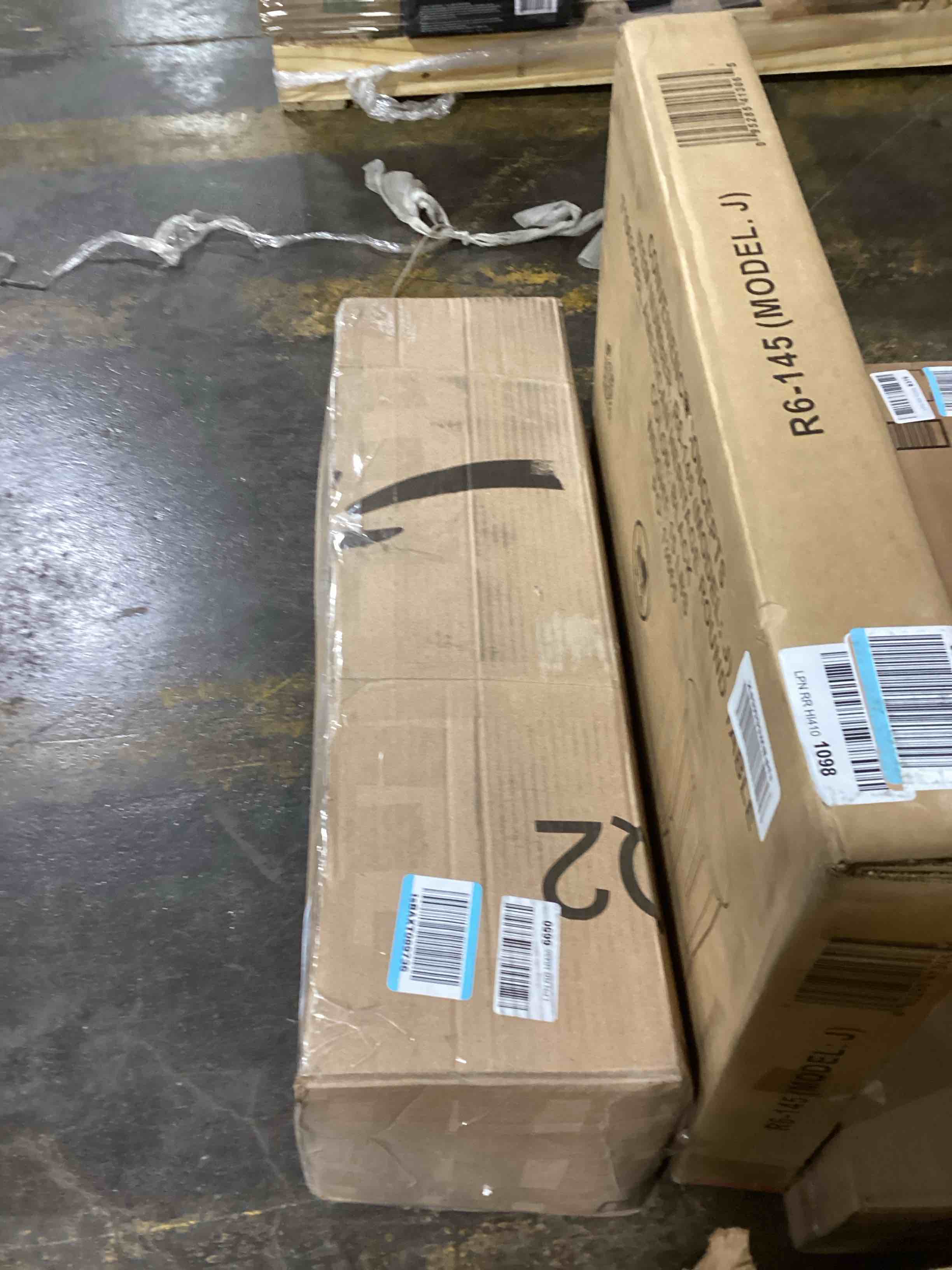 https://s3.amazonaws.com/lotting-images-prod/bidfta/GRN5937812_1707419662706.jpeg