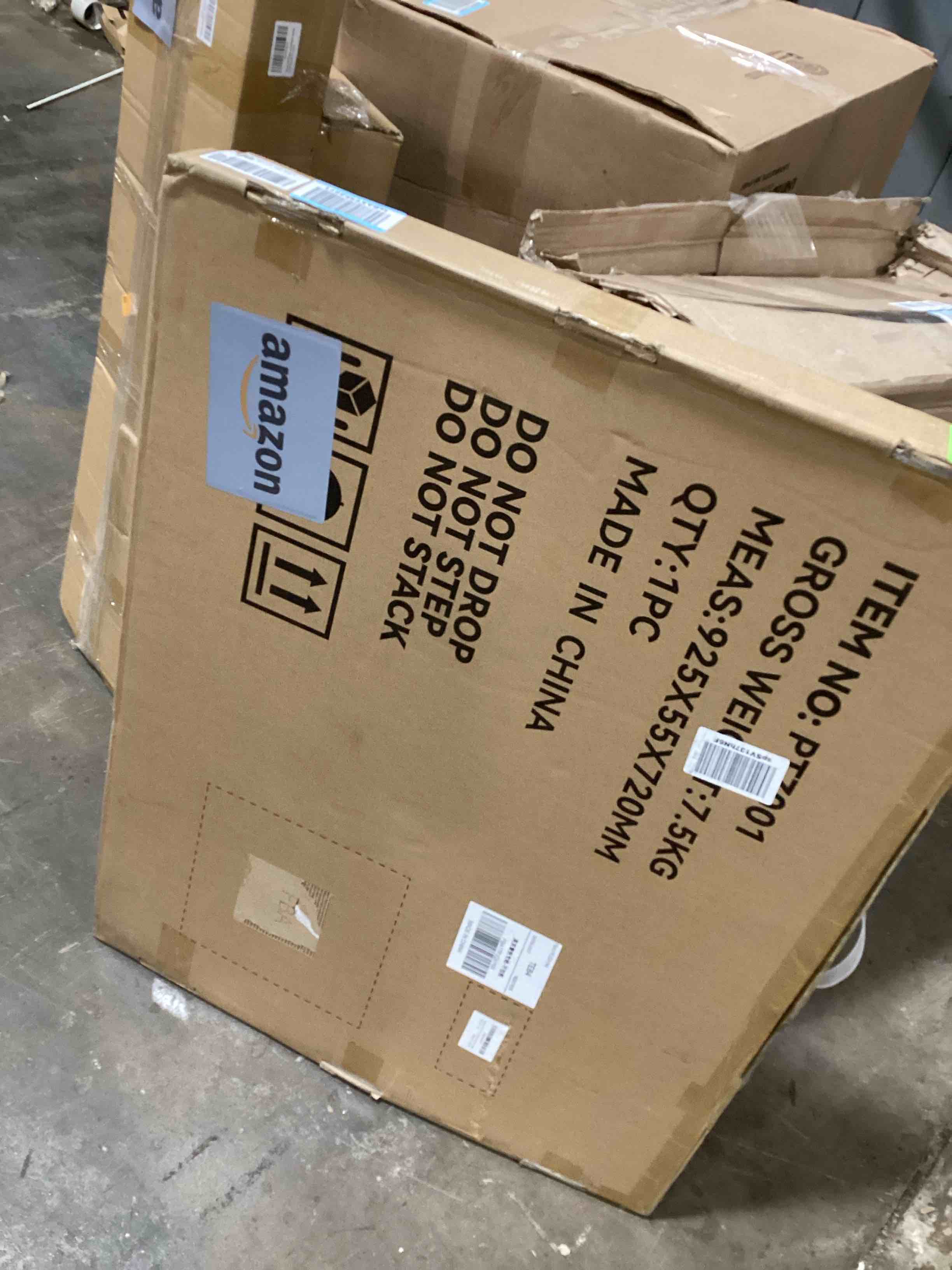 https://s3.amazonaws.com/lotting-images-prod/bidfta/GRN5941519_1714487546727.jpeg