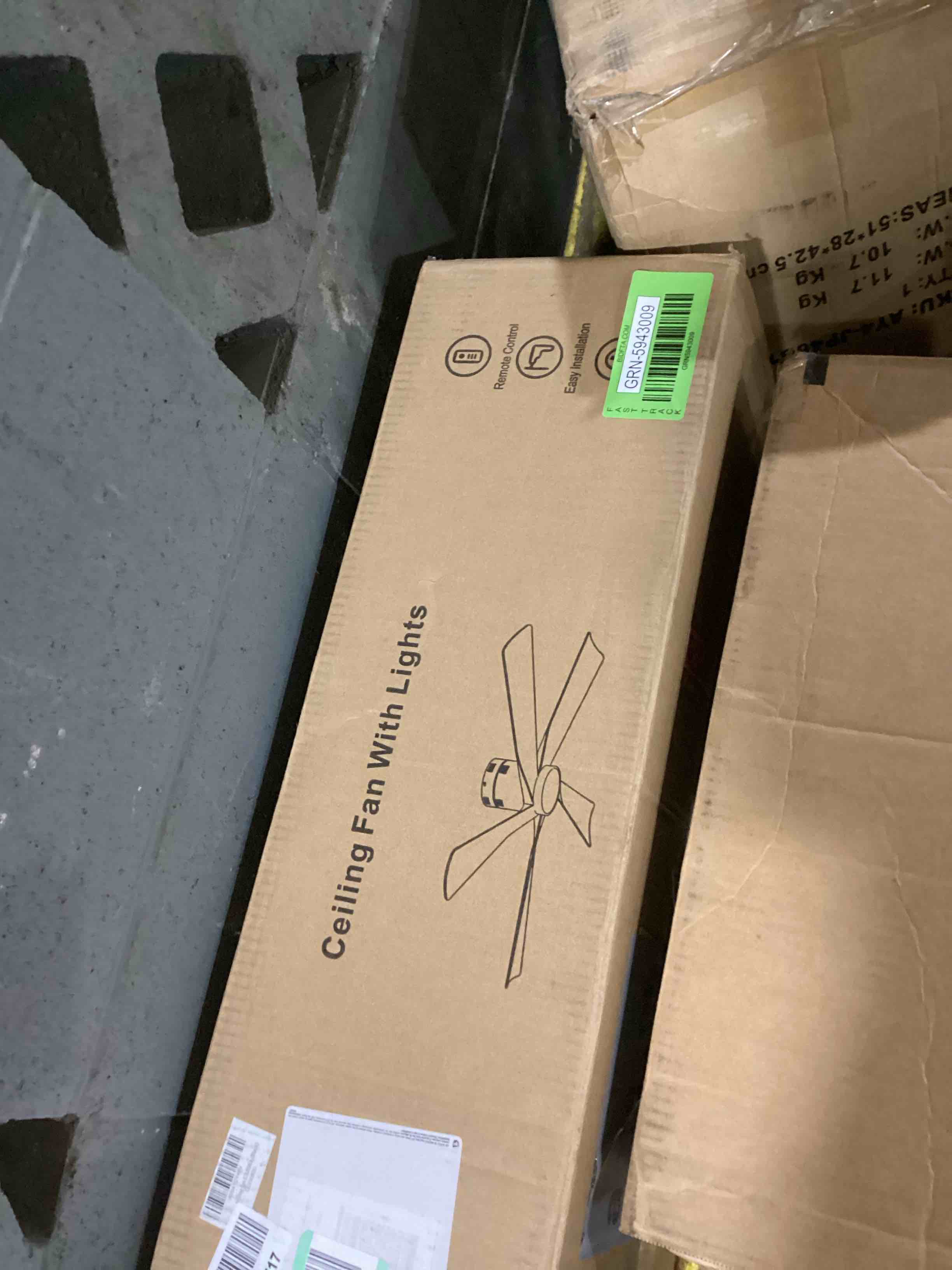 https://s3.amazonaws.com/lotting-images-prod/bidfta/GRN5943009_1720186295241.jpeg