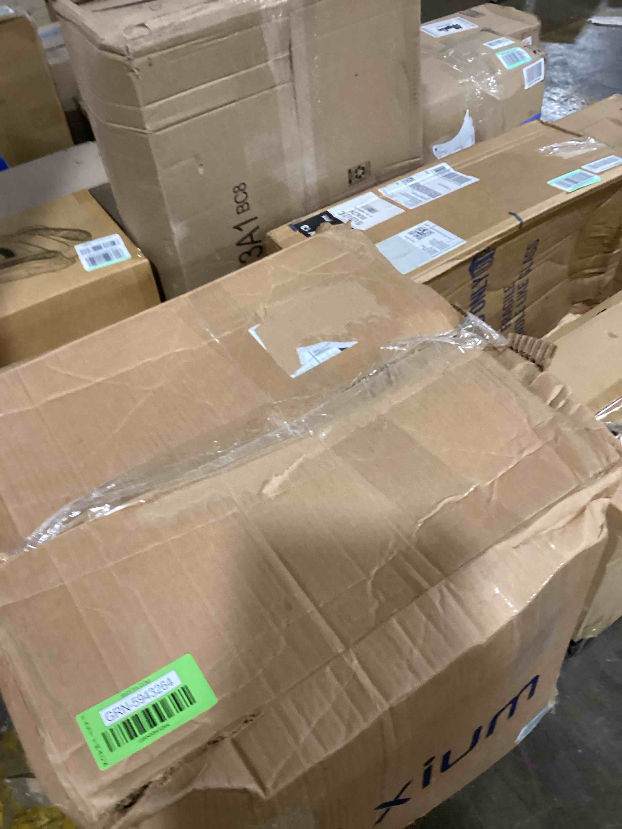 https://s3.amazonaws.com/lotting-images-prod/bidfta/GRN5943264_1720199190441.jpeg