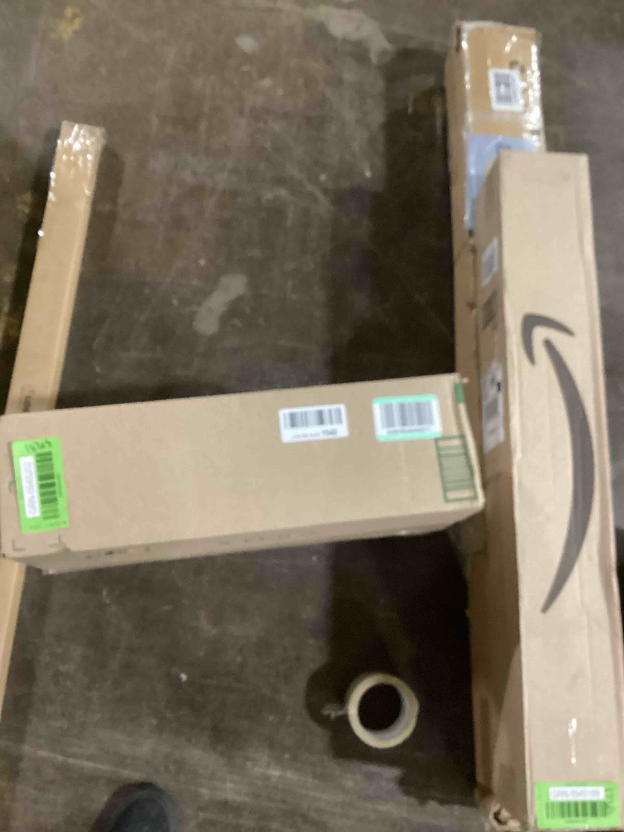 https://s3.amazonaws.com/lotting-images-prod/bidfta/GRN5945202_1708964546755.jpeg