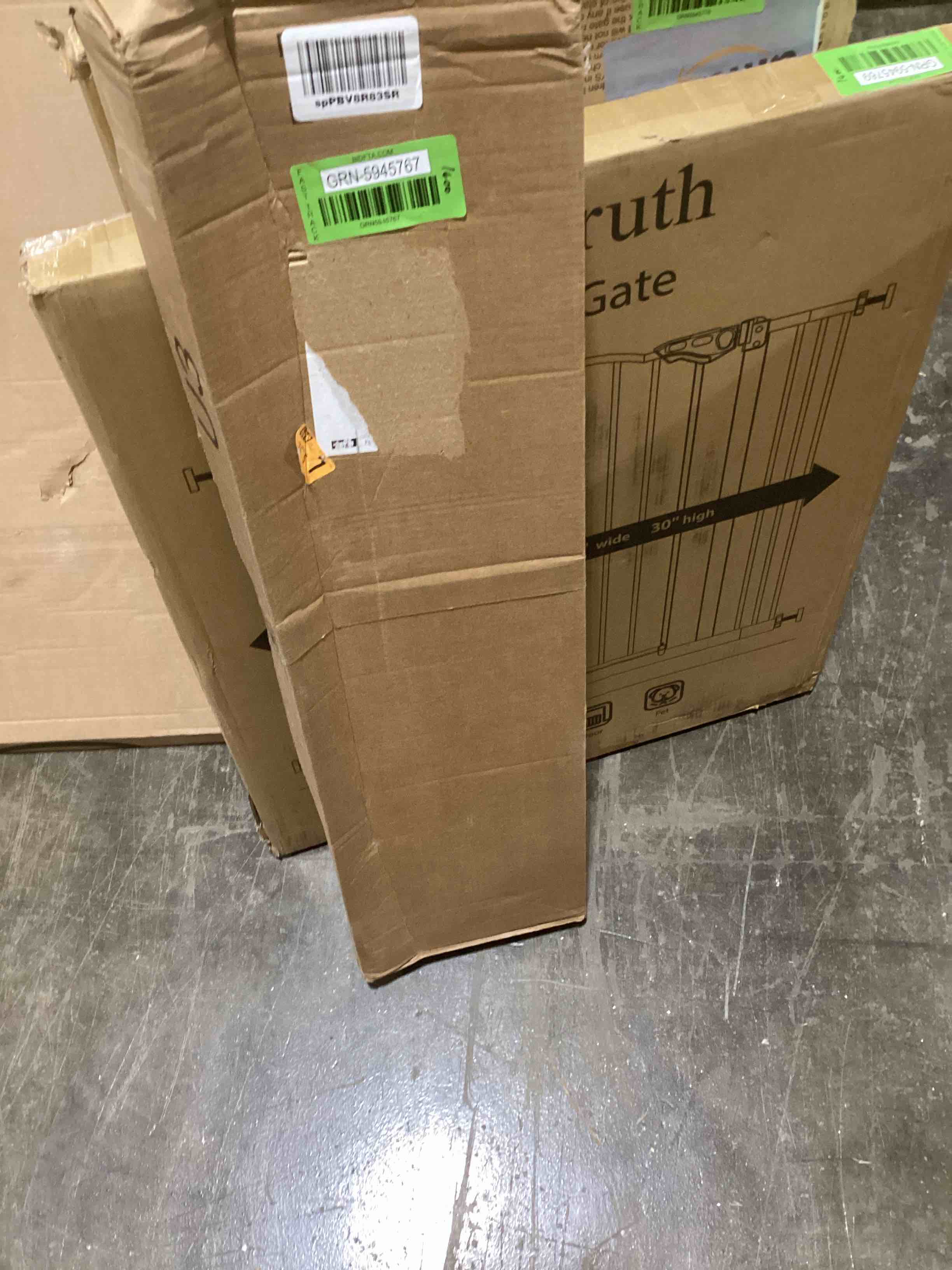 https://s3.amazonaws.com/lotting-images-prod/bidfta/GRN5945767_1709050067071.jpeg