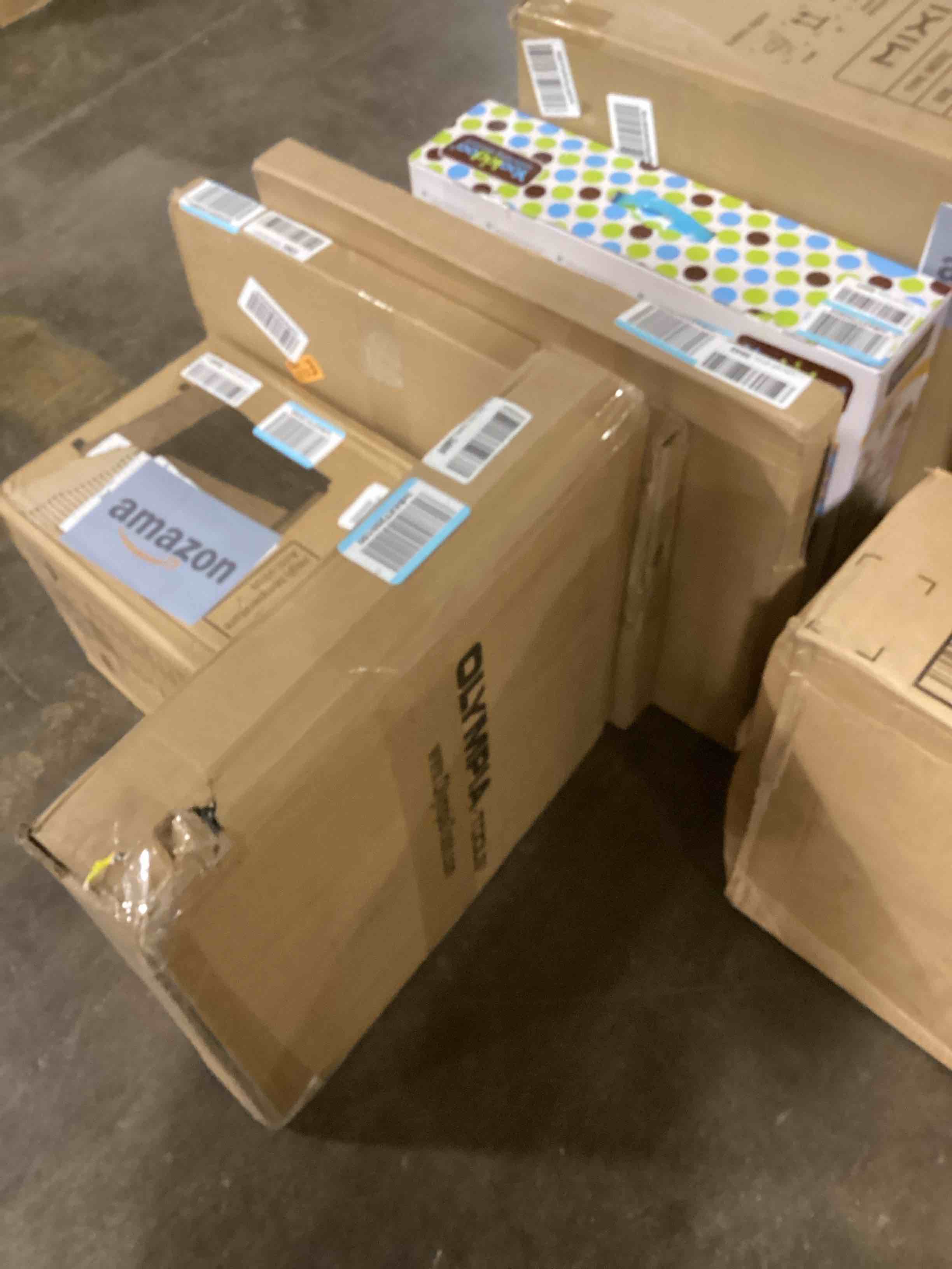 https://s3.amazonaws.com/lotting-images-prod/bidfta/GRN5947809_1709150787139.jpeg
