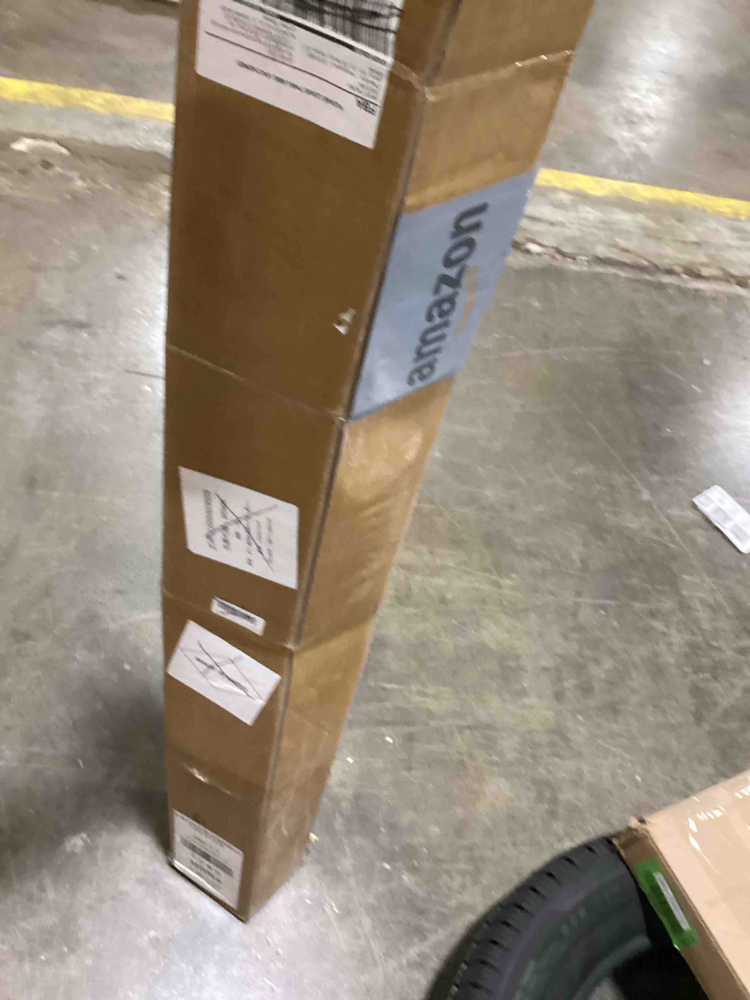https://s3.amazonaws.com/lotting-images-prod/bidfta/GRN5948104_1718038318112.jpeg