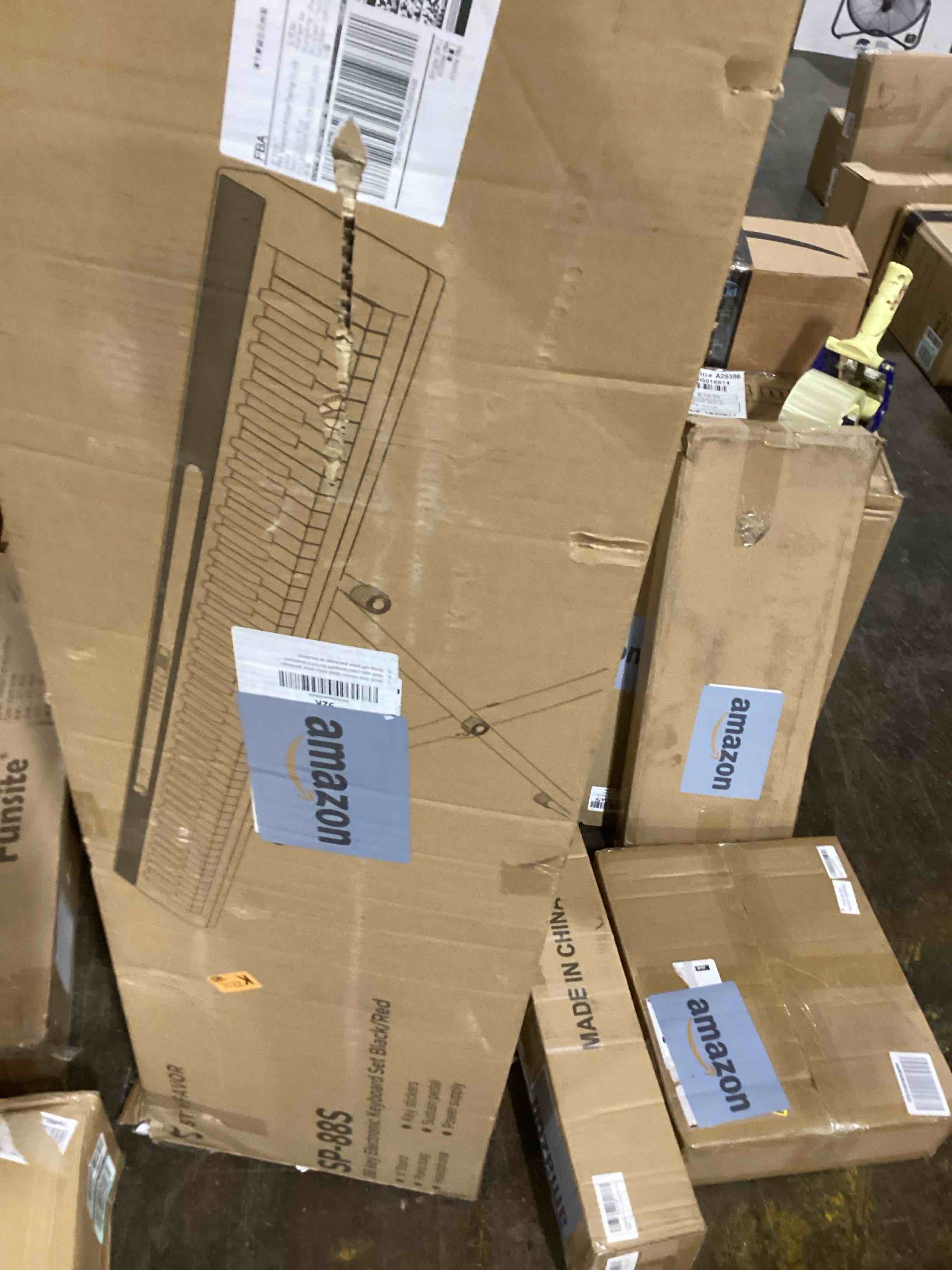 https://s3.amazonaws.com/lotting-images-prod/bidfta/GRN5948390_1718302520078.jpeg