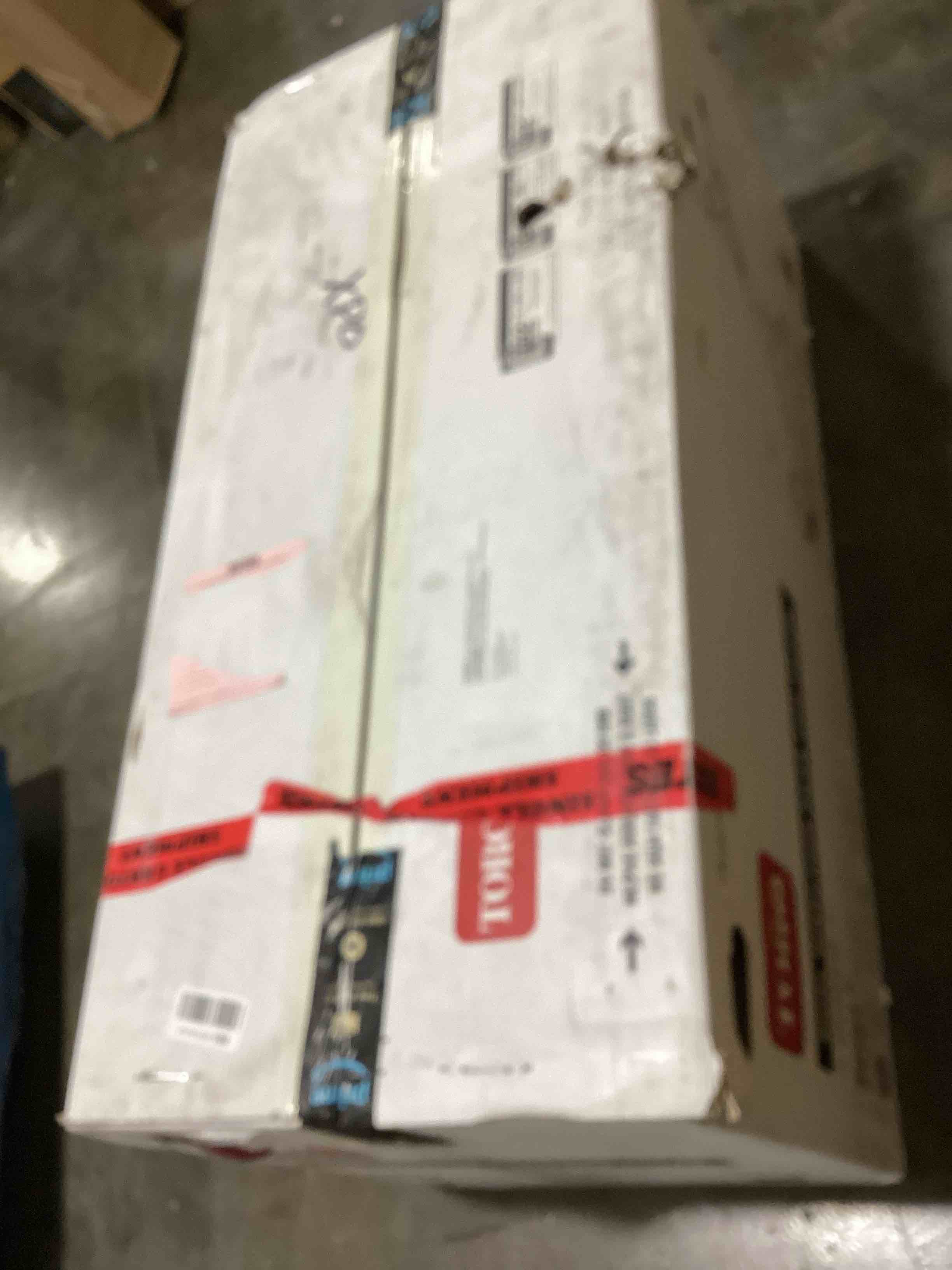 https://s3.amazonaws.com/lotting-images-prod/bidfta/GRN5948477_1718724092766.jpeg