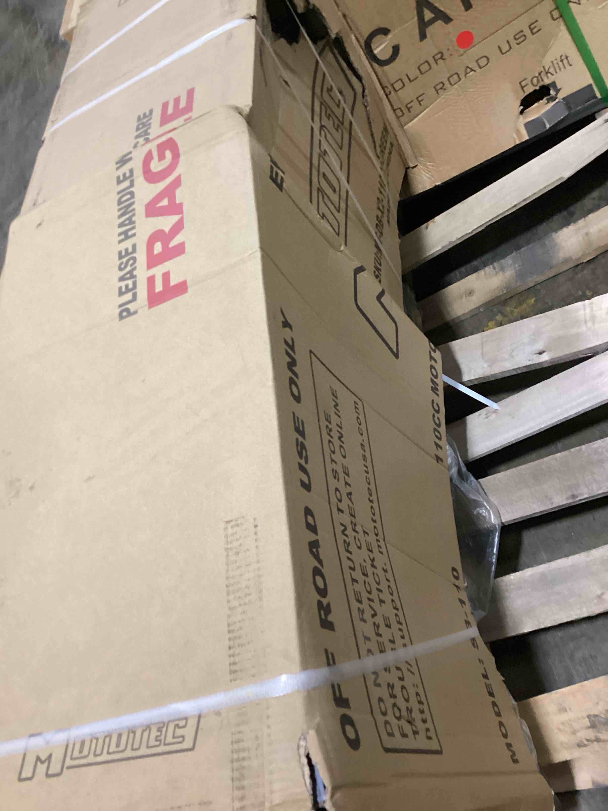 https://s3.amazonaws.com/lotting-images-prod/bidfta/GRN5948480_1718722469107.jpeg