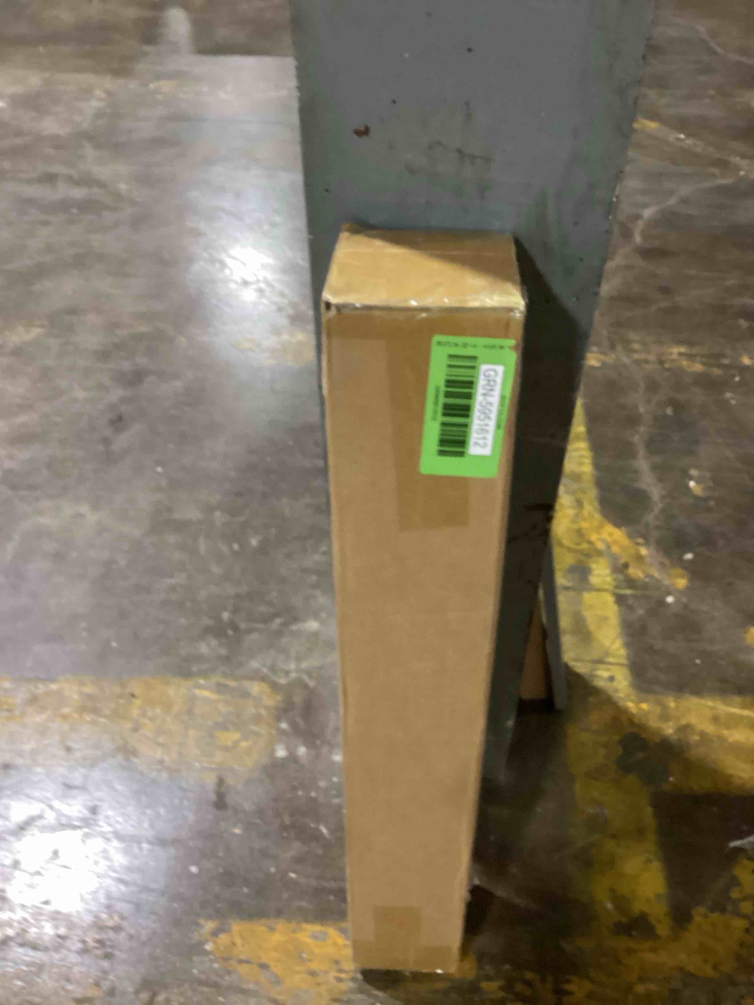 https://s3.amazonaws.com/lotting-images-prod/bidfta/GRN5951612_1720537227107.jpeg