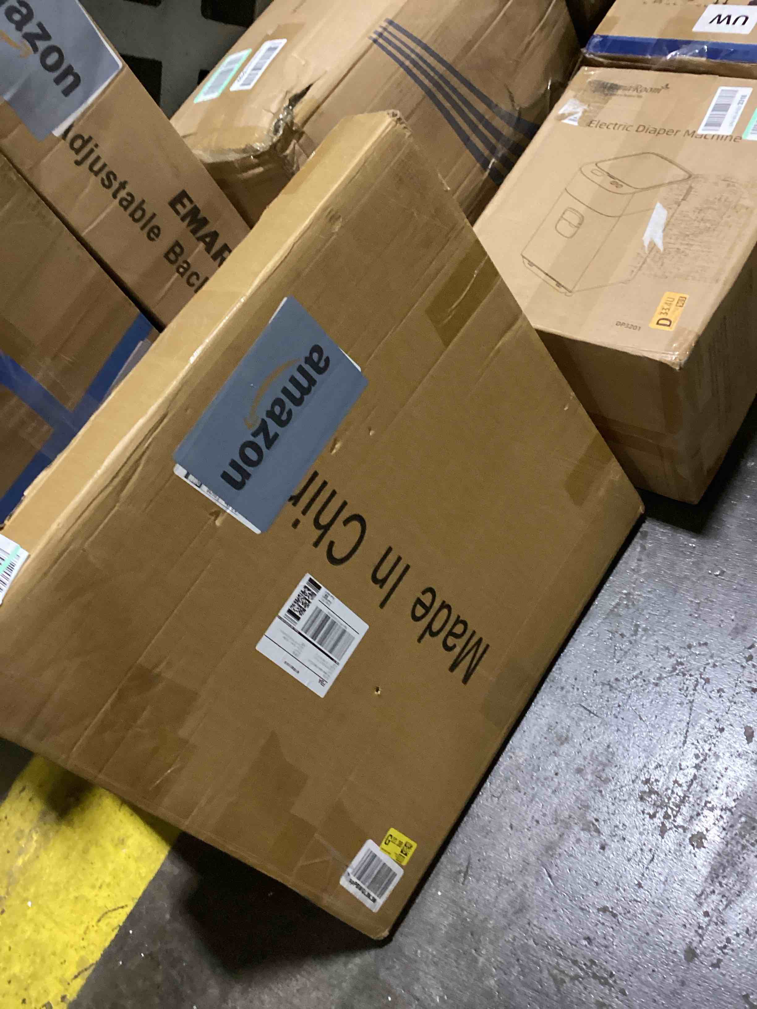 https://s3.amazonaws.com/lotting-images-prod/bidfta/GRN5951630_1720450369853.jpeg