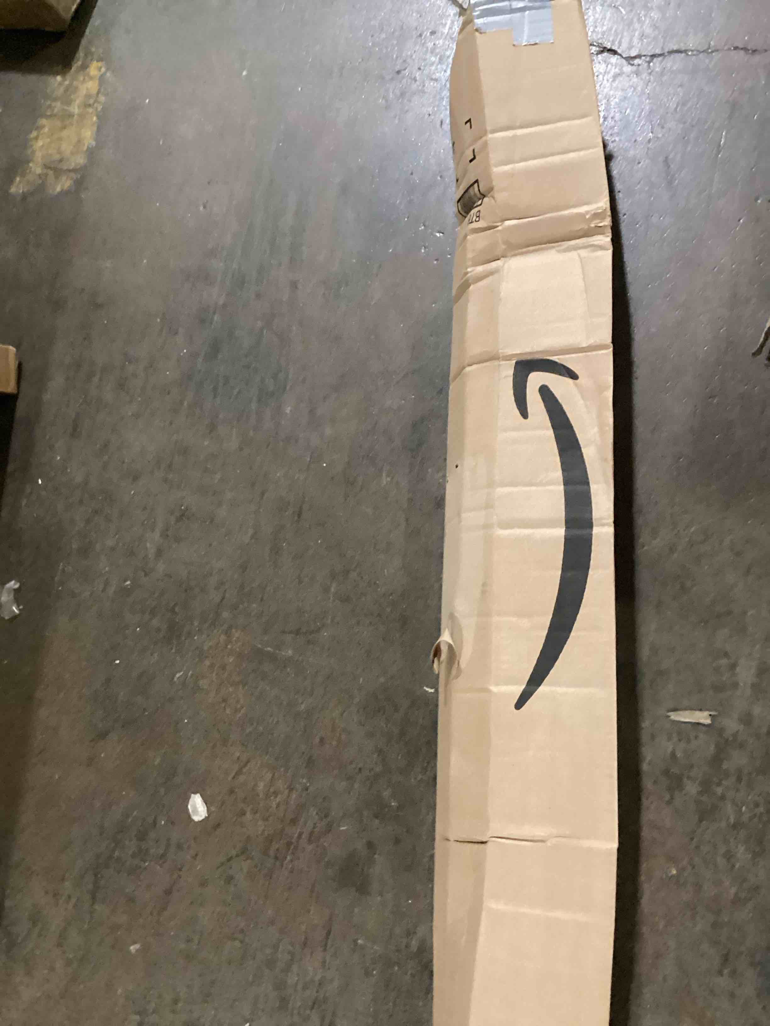 https://s3.amazonaws.com/lotting-images-prod/bidfta/GRN5952312_1721240775900.jpeg