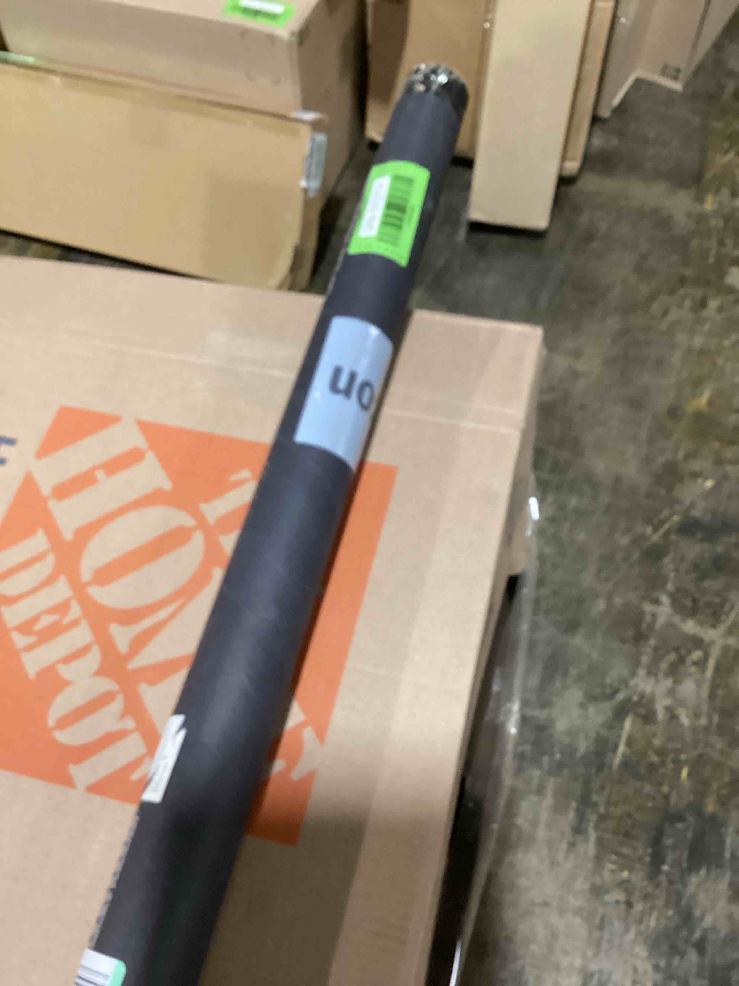 https://s3.amazonaws.com/lotting-images-prod/bidfta/GRN5952834_1718305633540.jpeg
