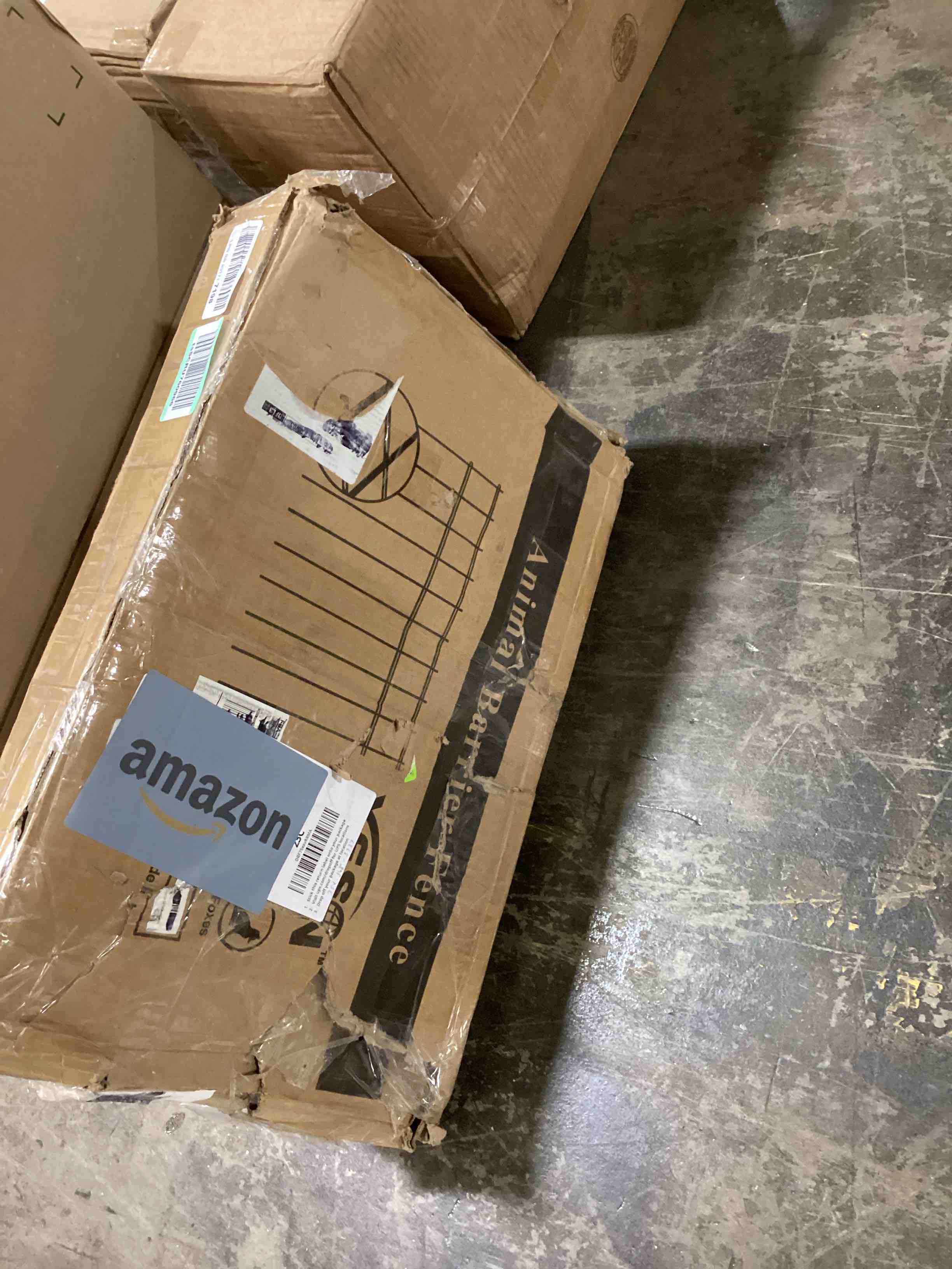 https://s3.amazonaws.com/lotting-images-prod/bidfta/GRN5952853_1718302246442.jpeg