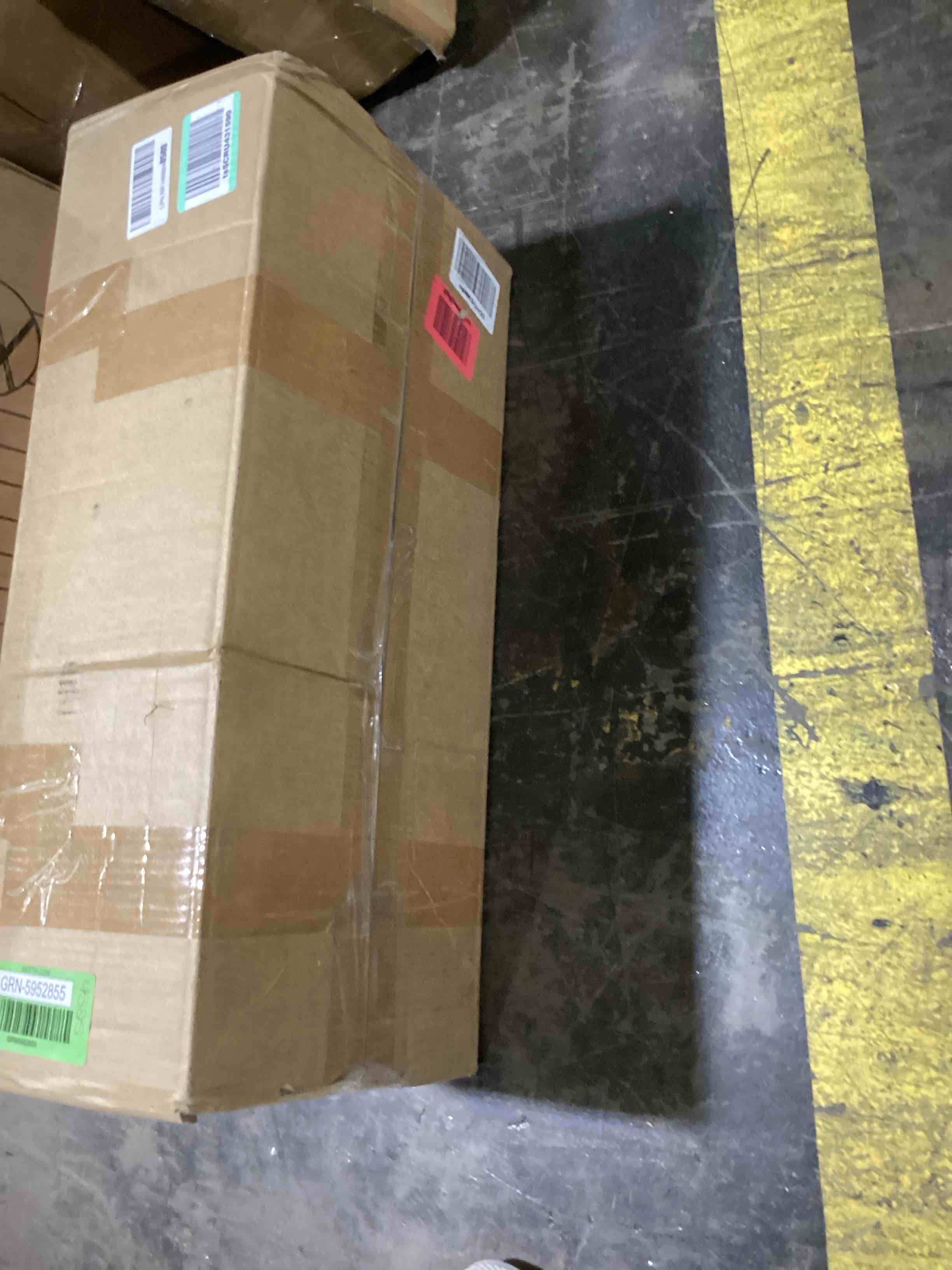 https://s3.amazonaws.com/lotting-images-prod/bidfta/GRN5952855_1718302139702.jpeg