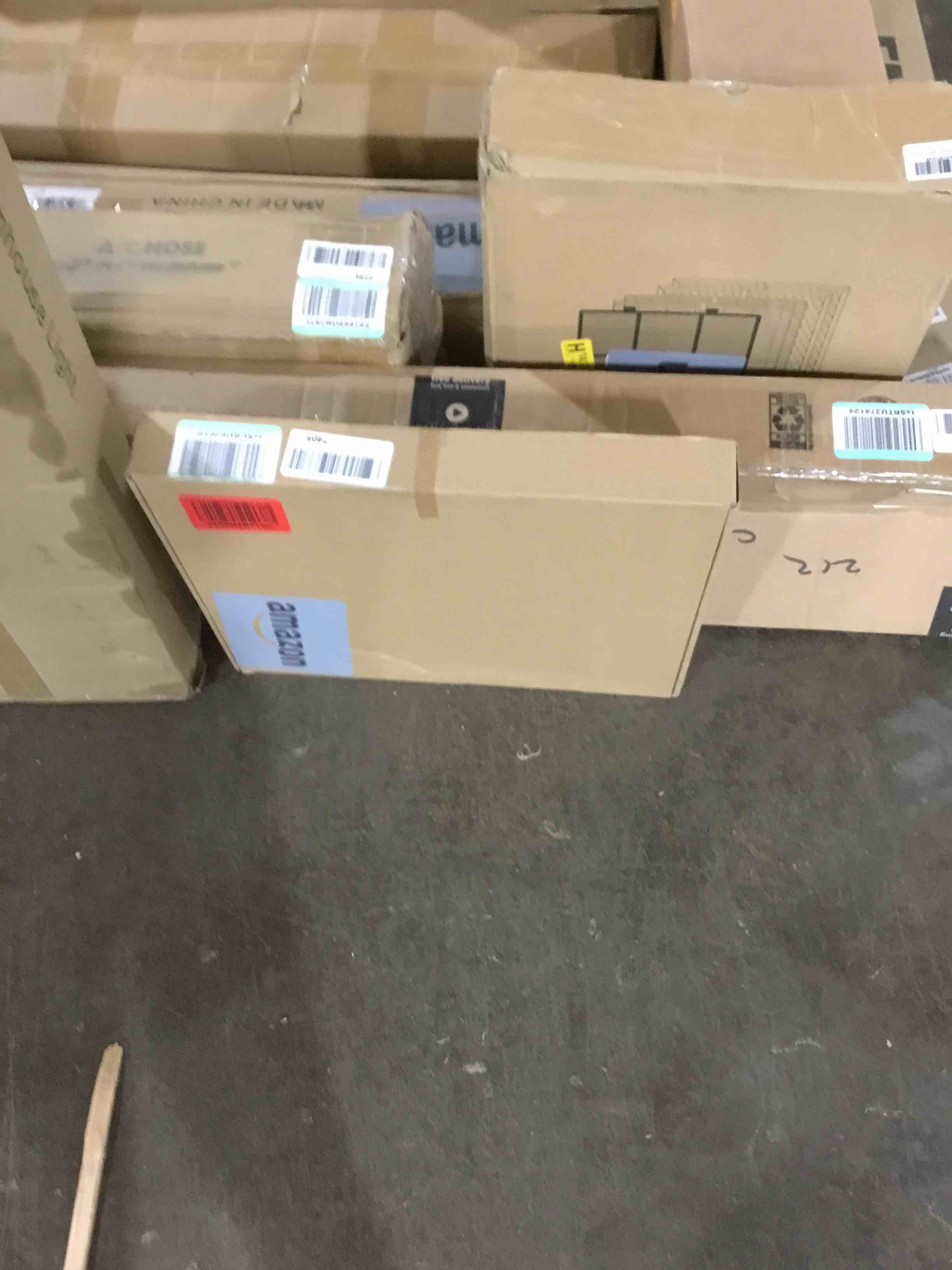 https://s3.amazonaws.com/lotting-images-prod/bidfta/GRN5952987_1718312340844.jpeg