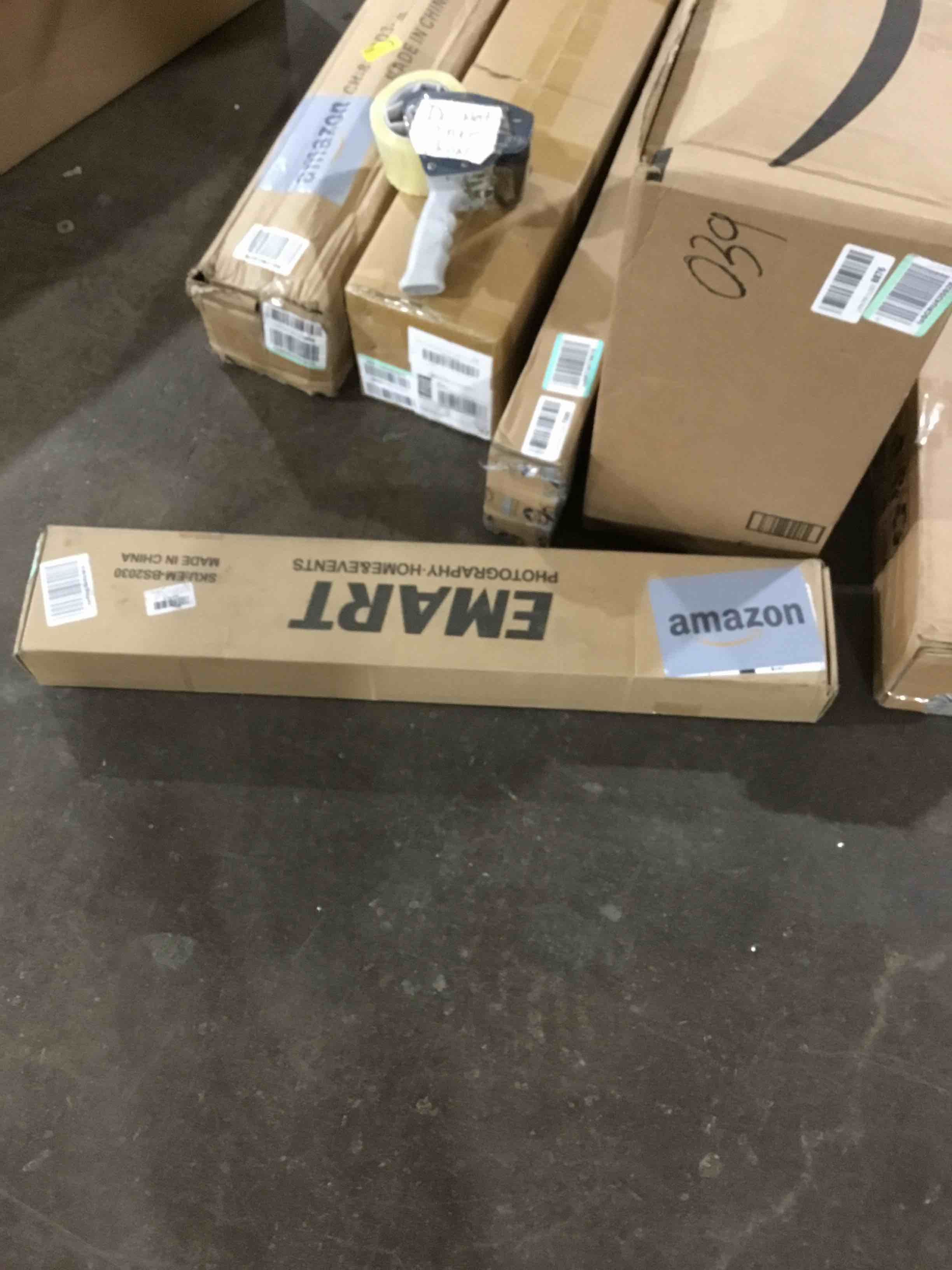https://s3.amazonaws.com/lotting-images-prod/bidfta/GRN5952998_1718312769914.jpeg