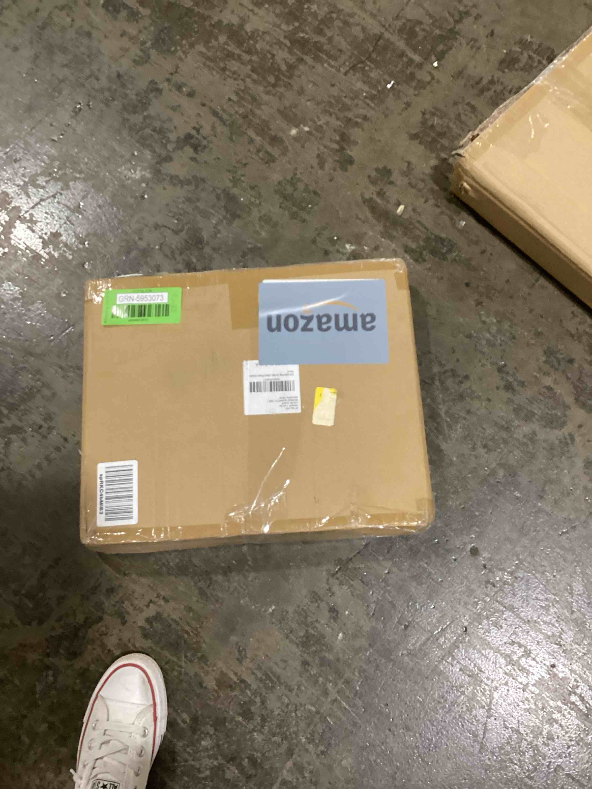 https://s3.amazonaws.com/lotting-images-prod/bidfta/GRN5953073_1718370376433.jpeg