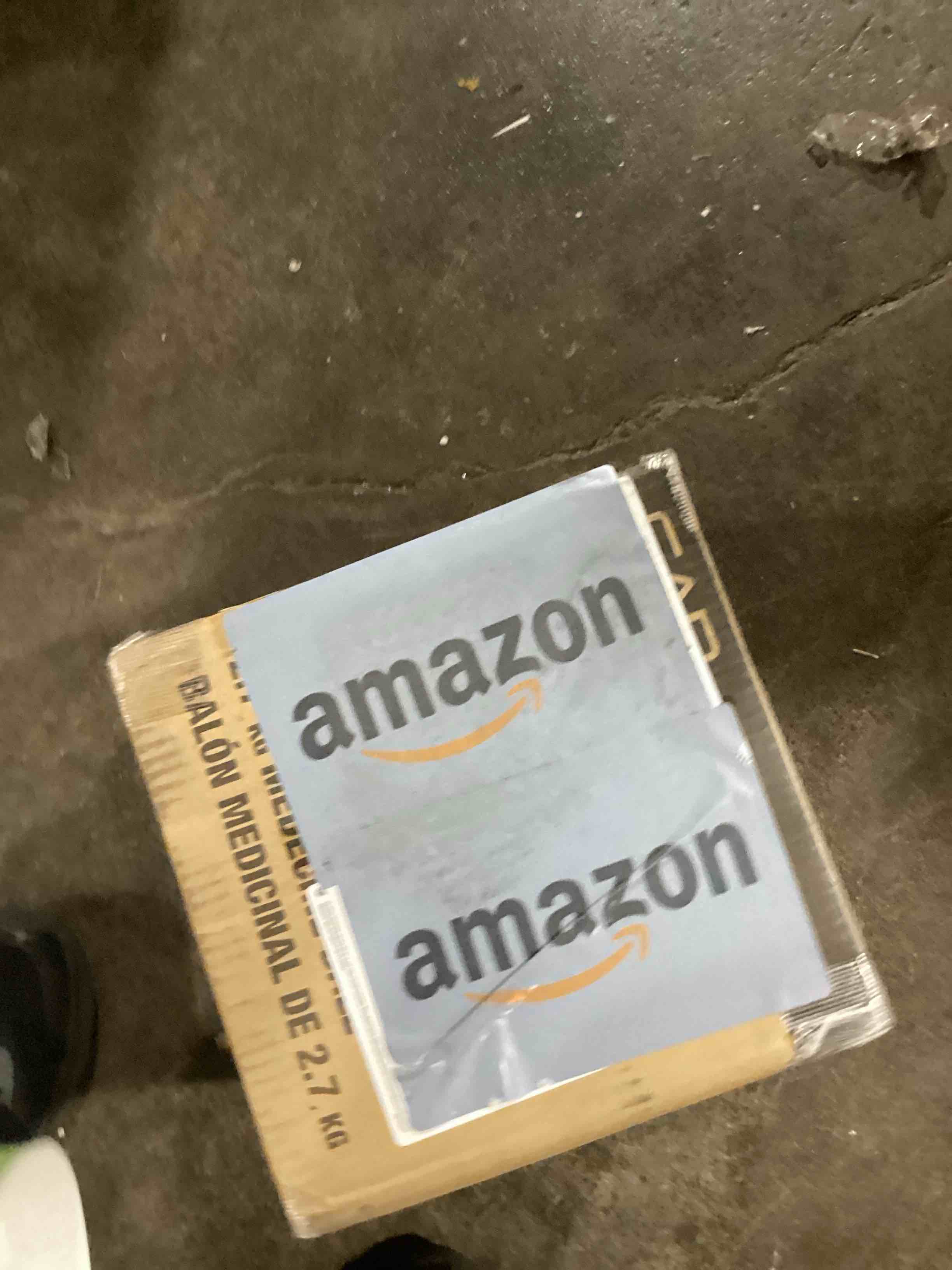 https://s3.amazonaws.com/lotting-images-prod/bidfta/GRN5954852_1722258377714.jpeg