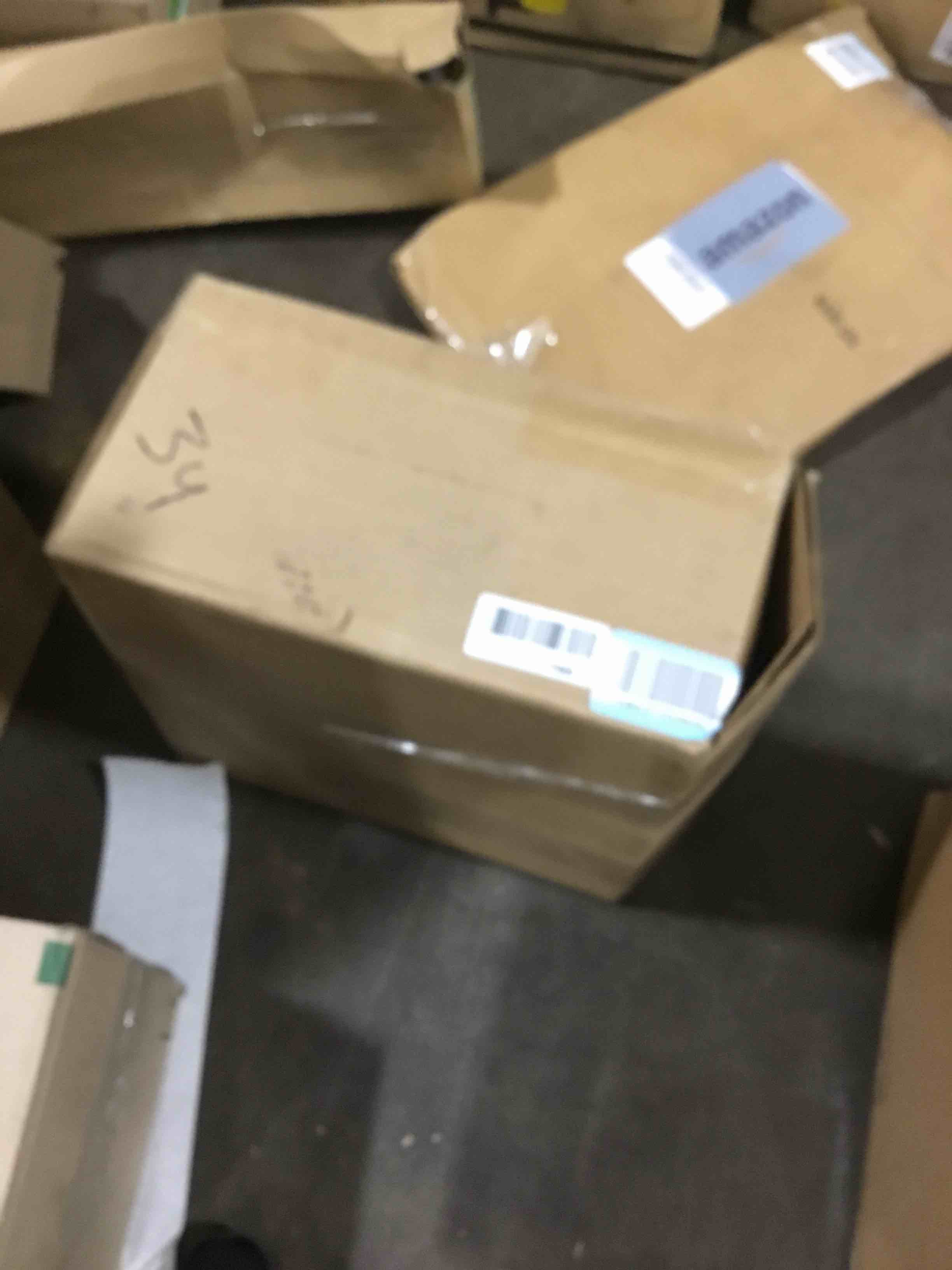https://s3.amazonaws.com/lotting-images-prod/bidfta/GRN5955108_1722367910435.jpeg