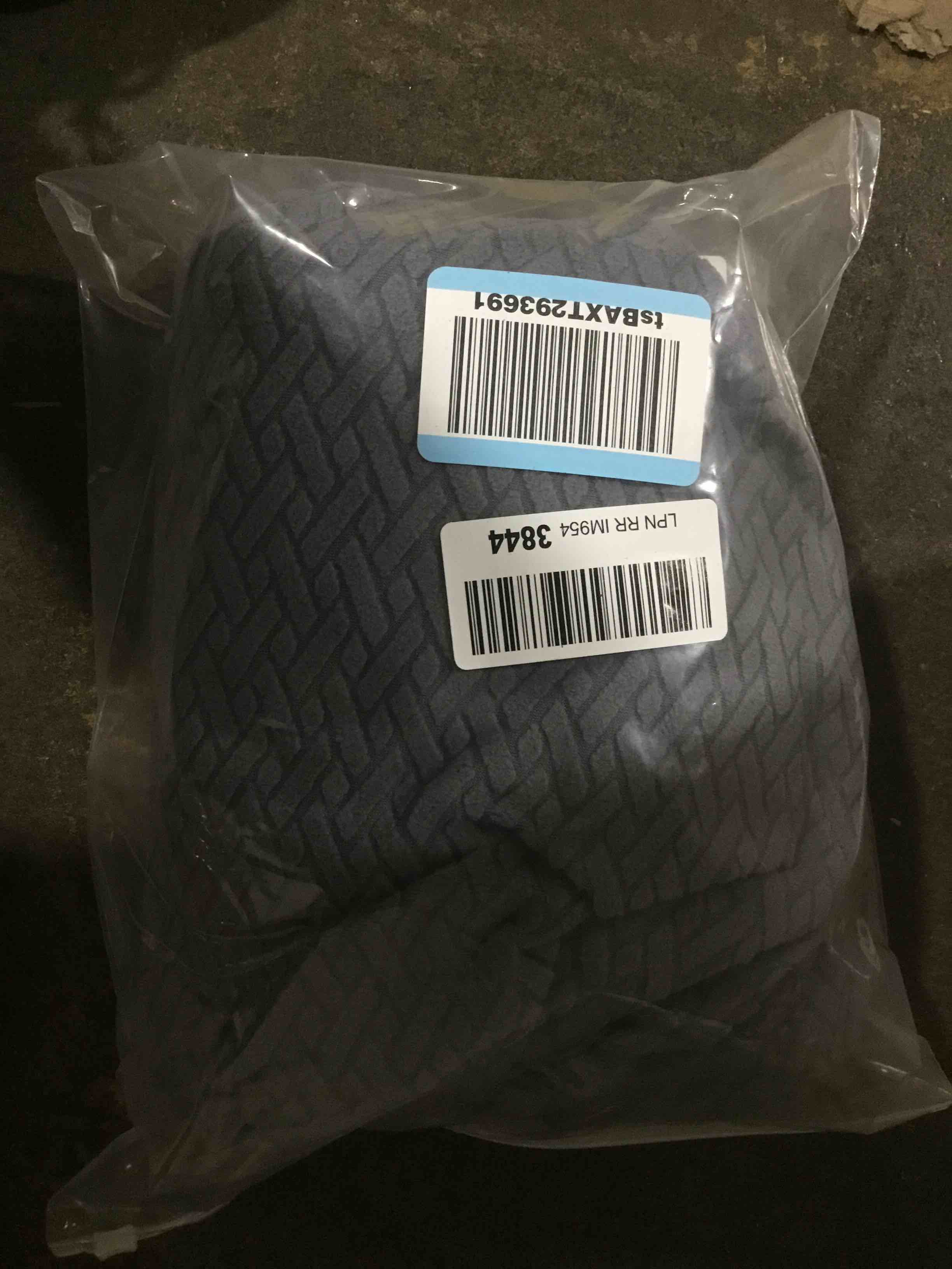 https://s3.amazonaws.com/lotting-images-prod/bidfta/GRN5955231_1722436668498.jpeg