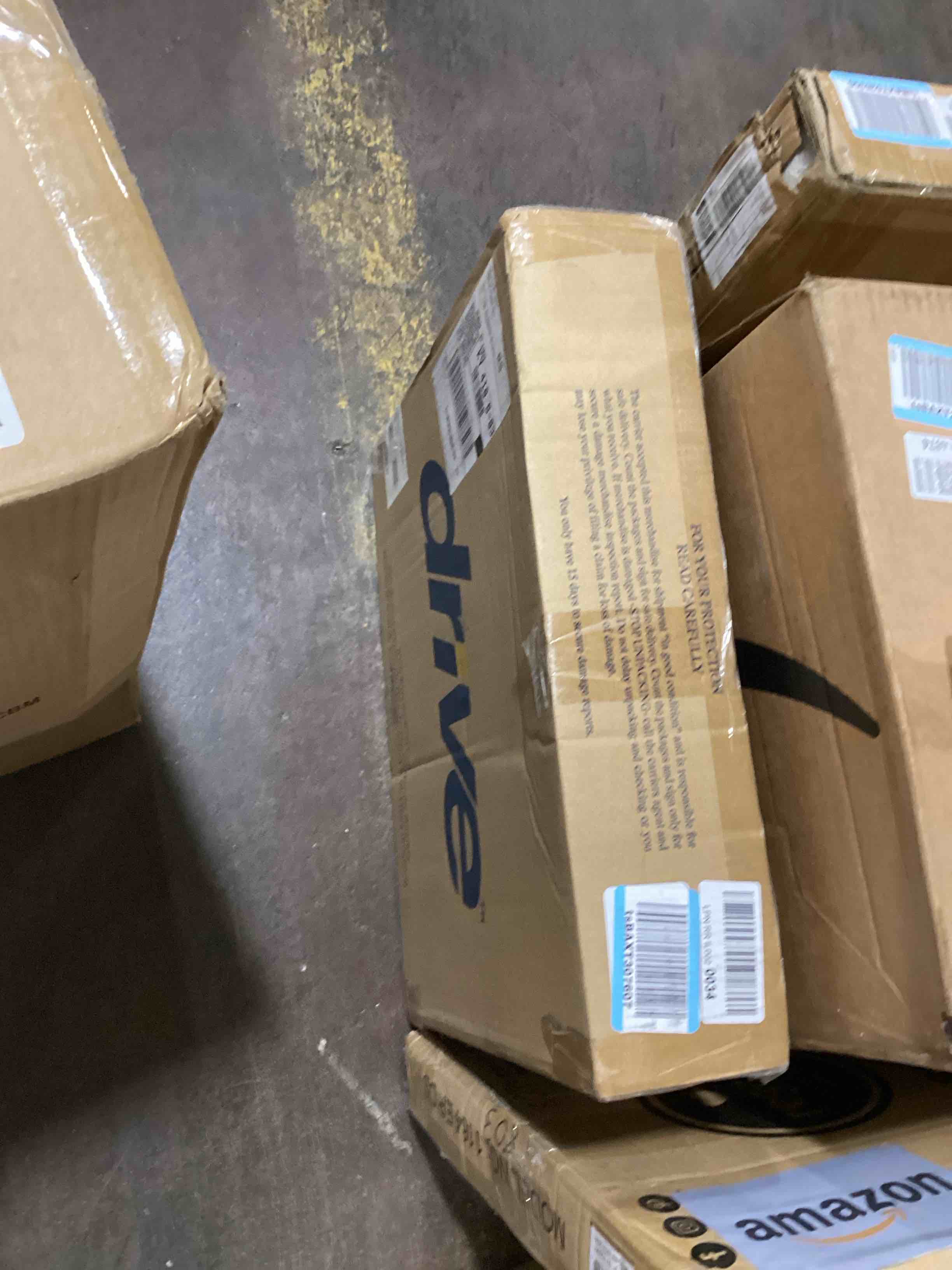 https://s3.amazonaws.com/lotting-images-prod/bidfta/GRN5955870_1719252093078.jpeg