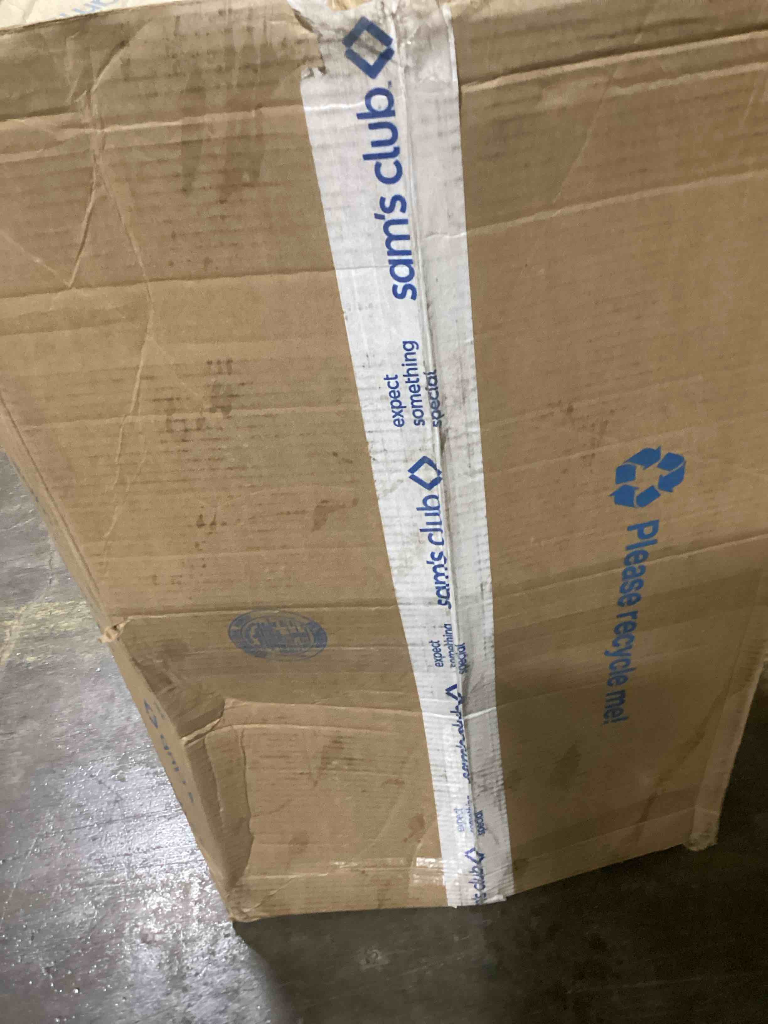 https://s3.amazonaws.com/lotting-images-prod/bidfta/GRN5956441_1720462674708.jpeg