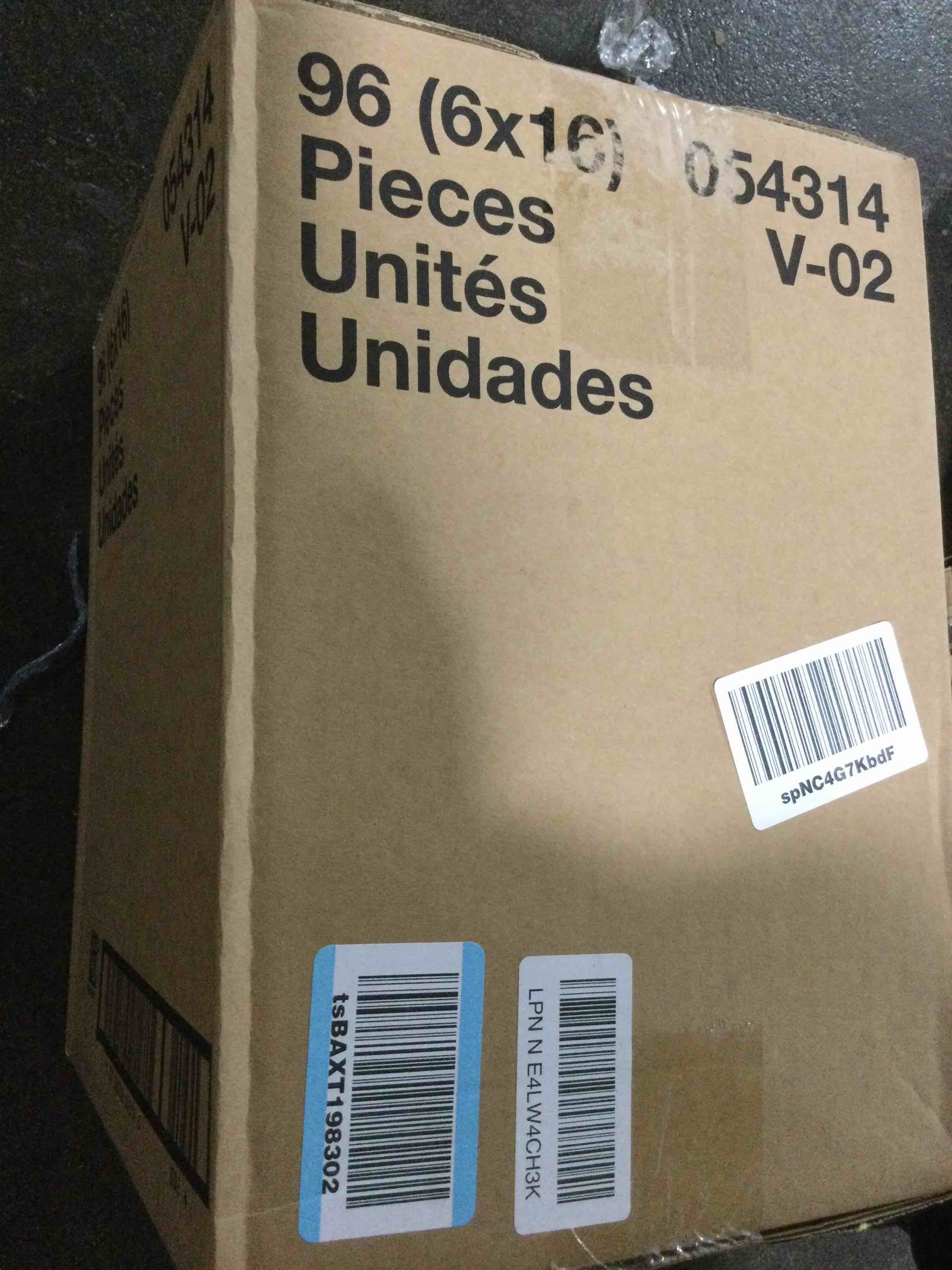 https://s3.amazonaws.com/lotting-images-prod/bidfta/GRN5956714_1720640895834.jpeg